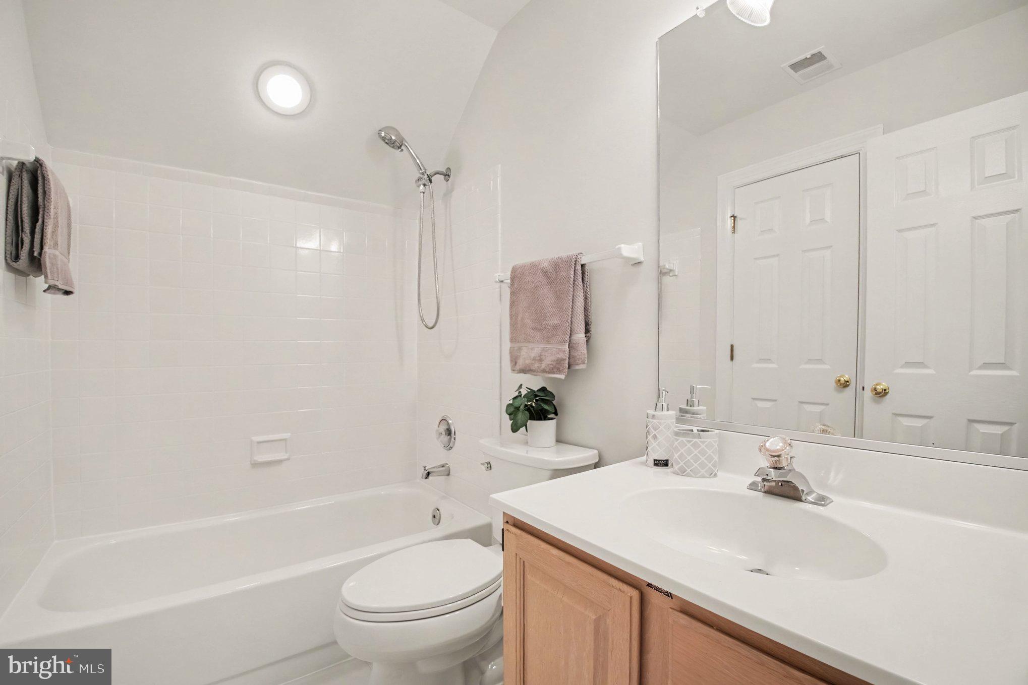 WESTPORT - Residential