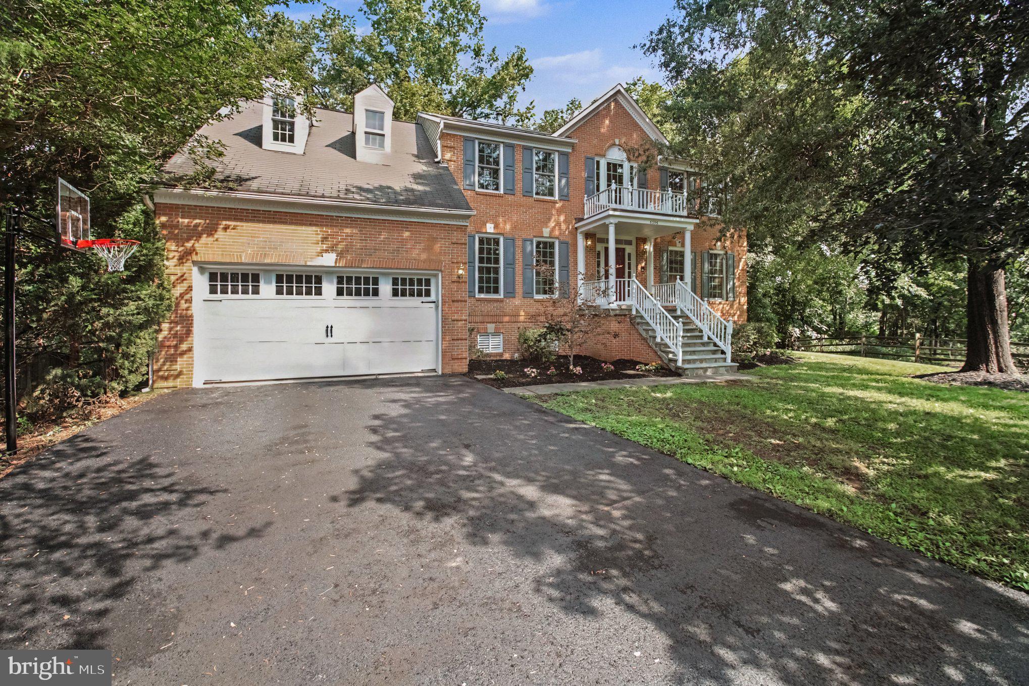 WESTPORT - Residential
