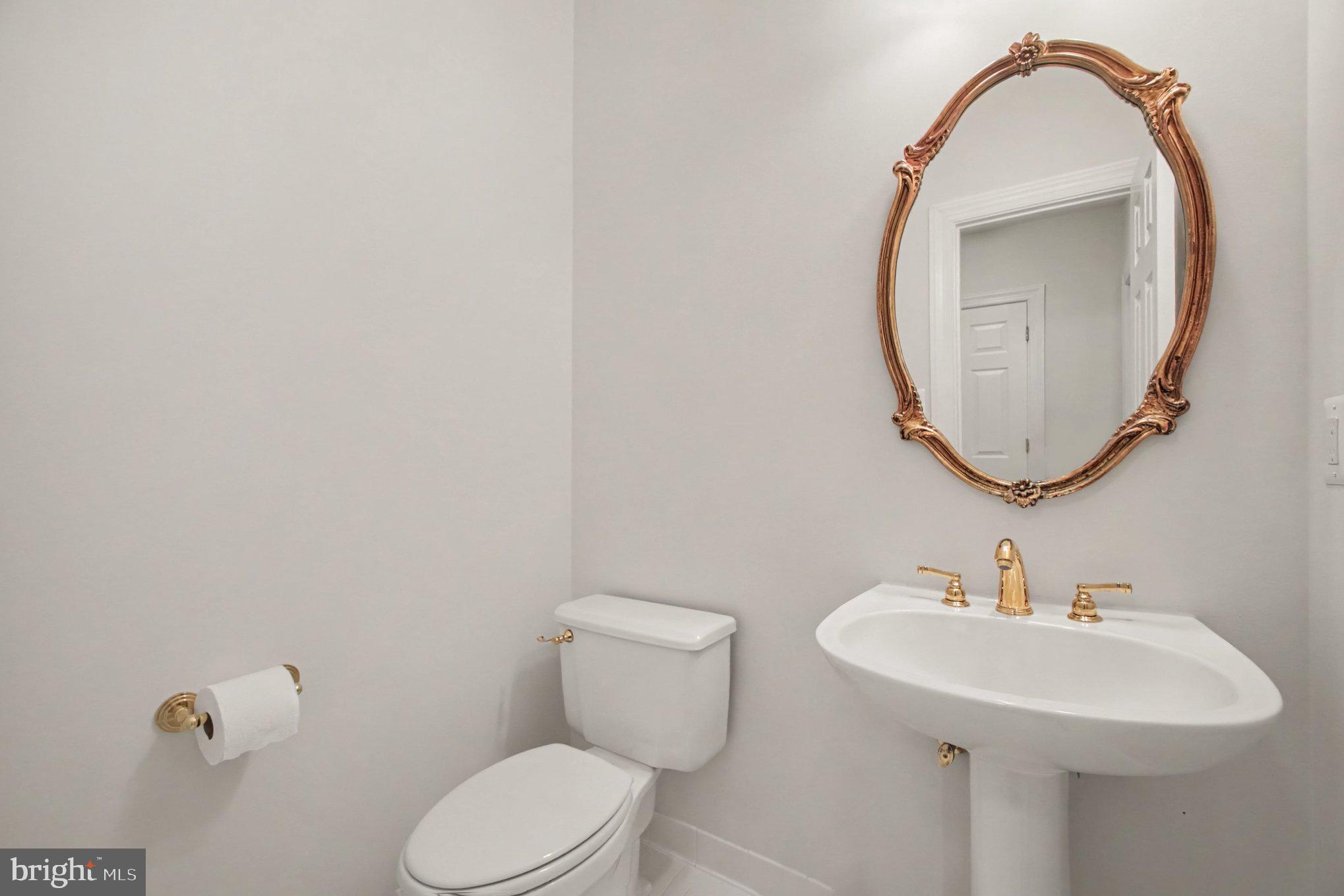 WESTPORT - Residential