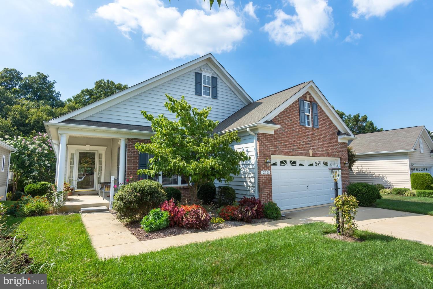 SYMPHONY VILLAGE AT CENTREVILLE - Residential
