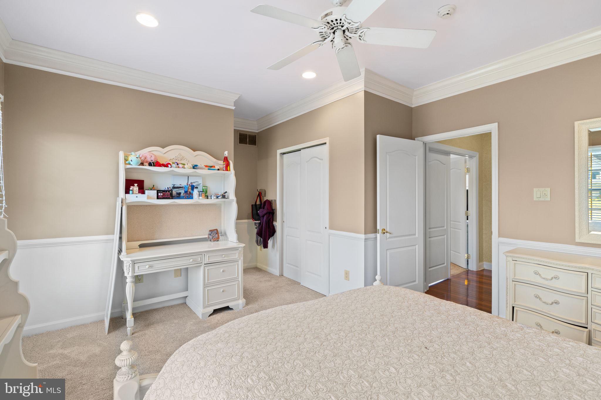 HIGH GATE - Residential