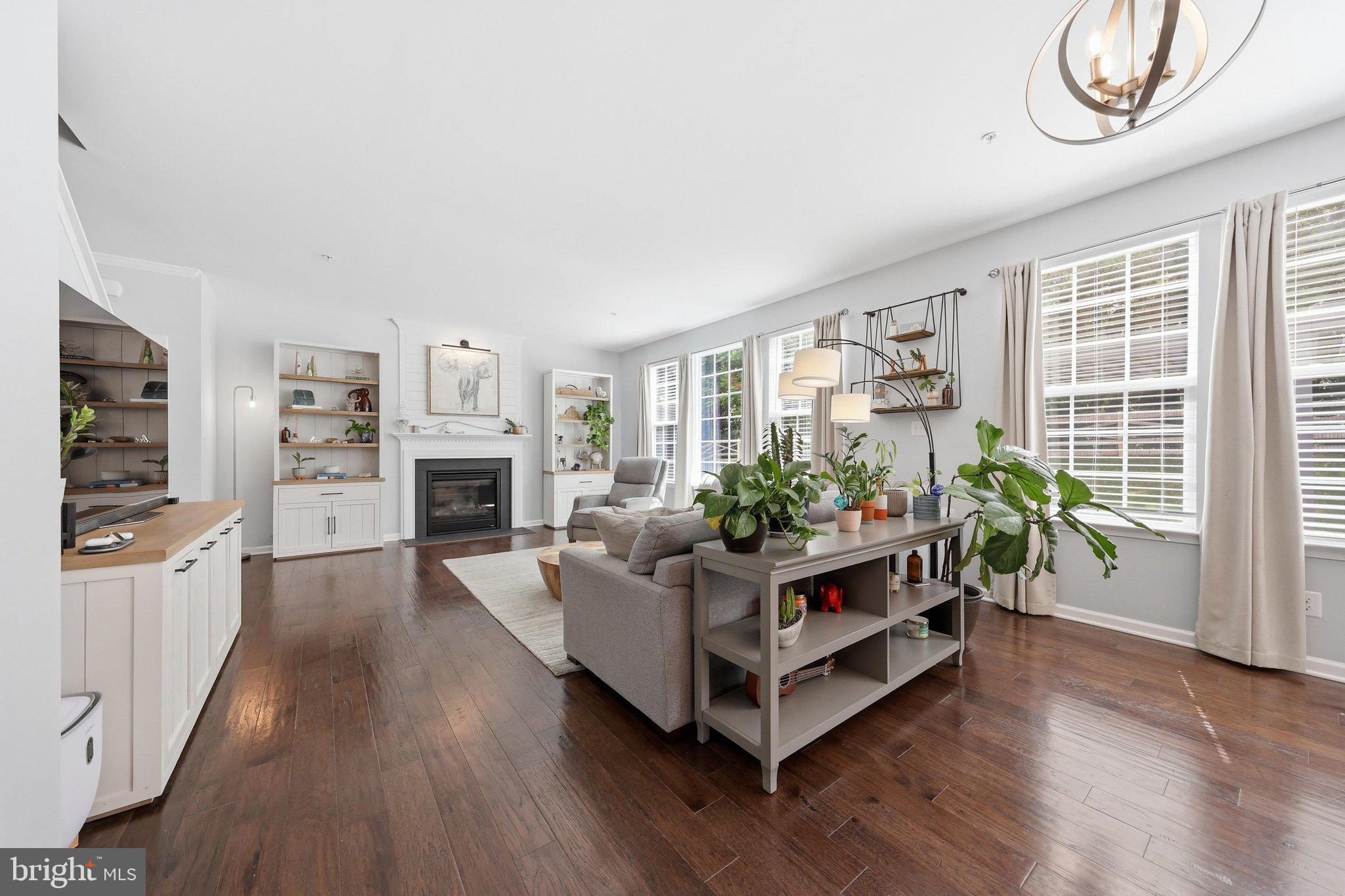 SABER RIDGE - Residential
