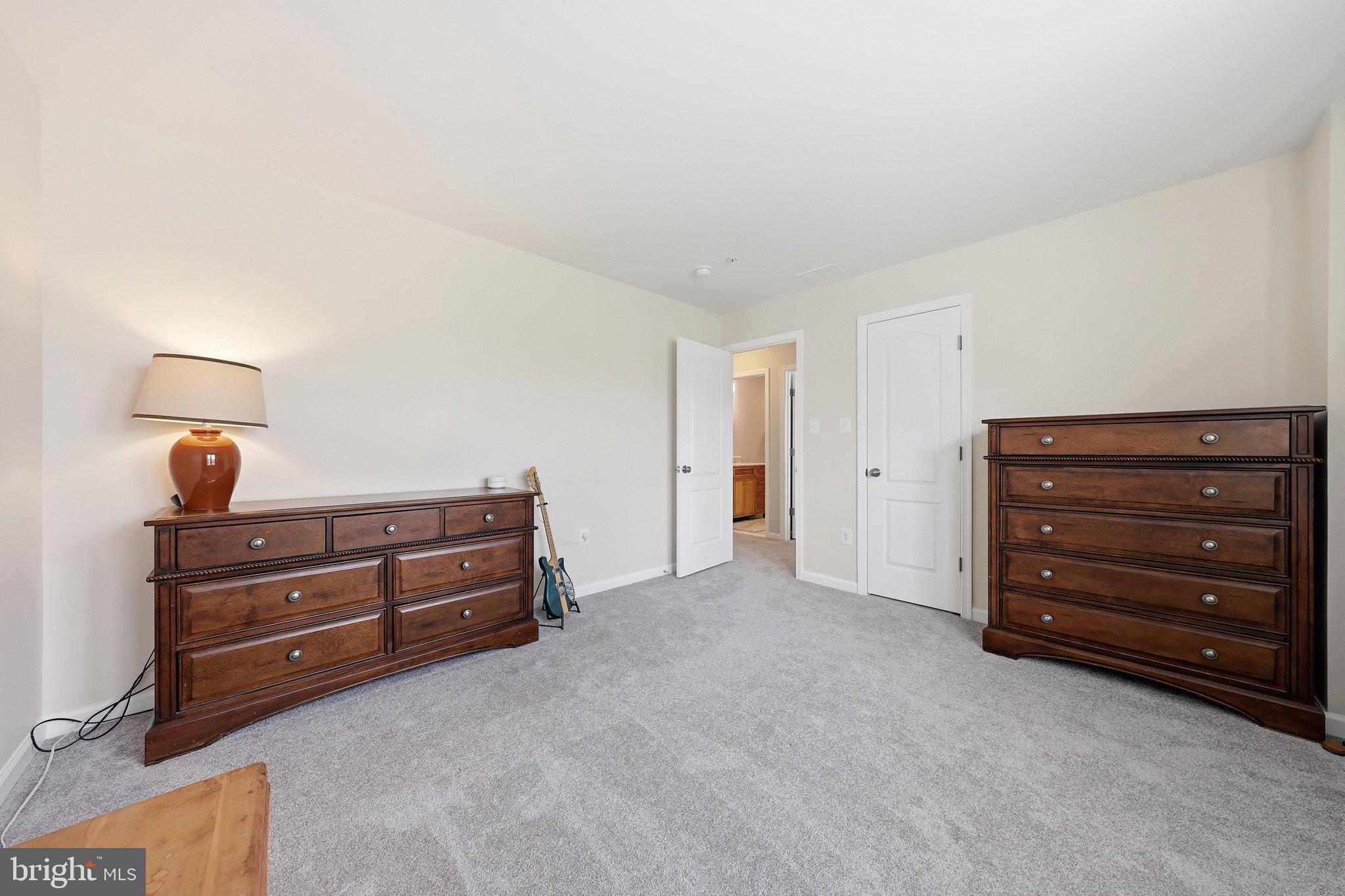 SABER RIDGE - Residential