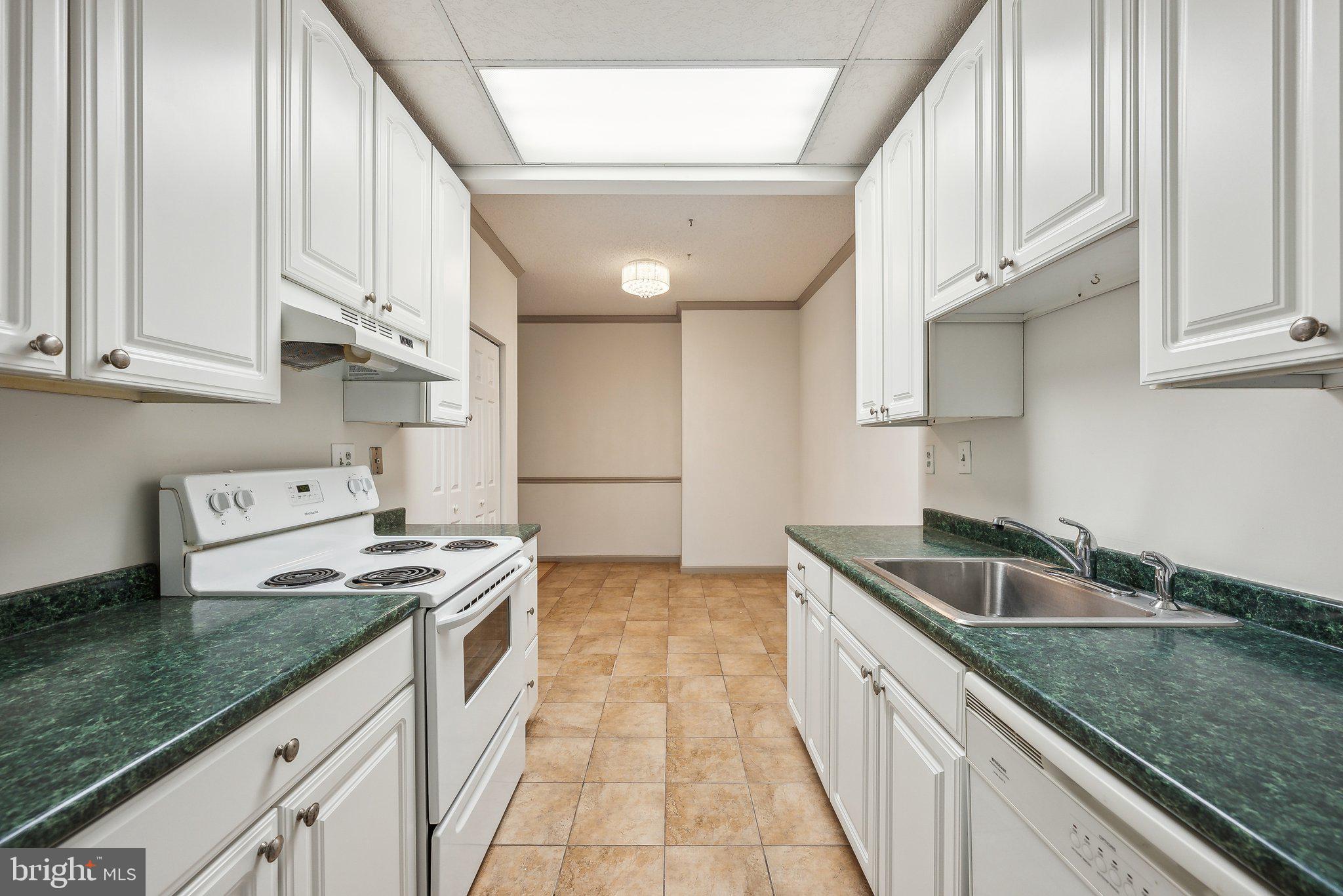 HIGHPOINTE - Residential Lease