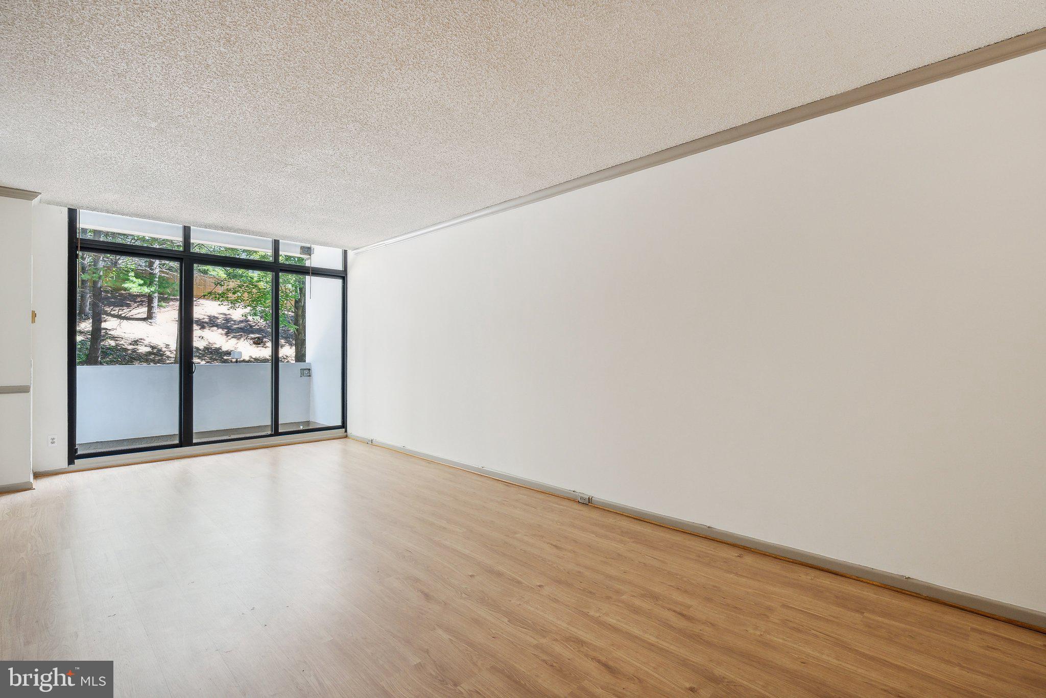 HIGHPOINTE - Residential Lease