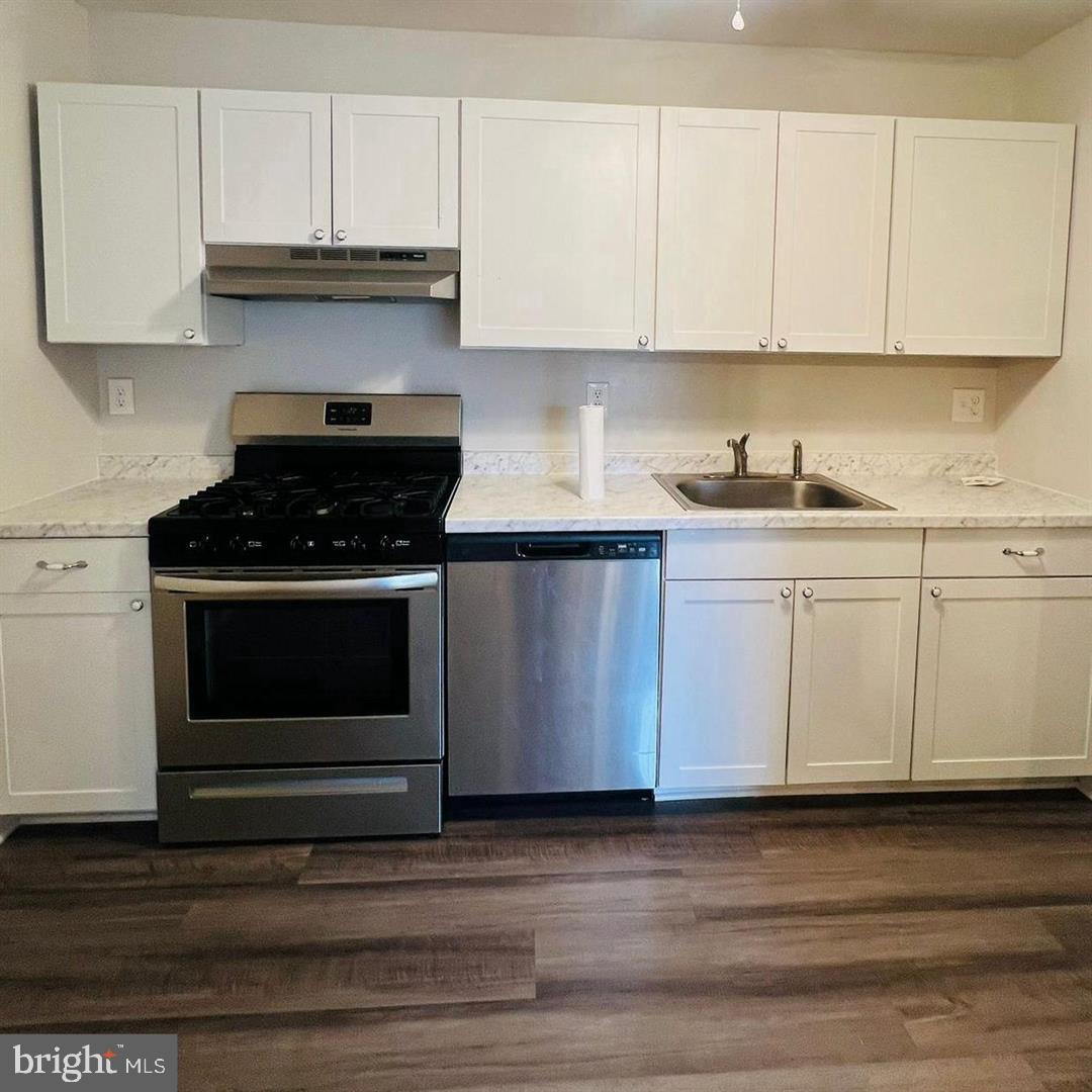 WHISKEY BOTTOM - Residential