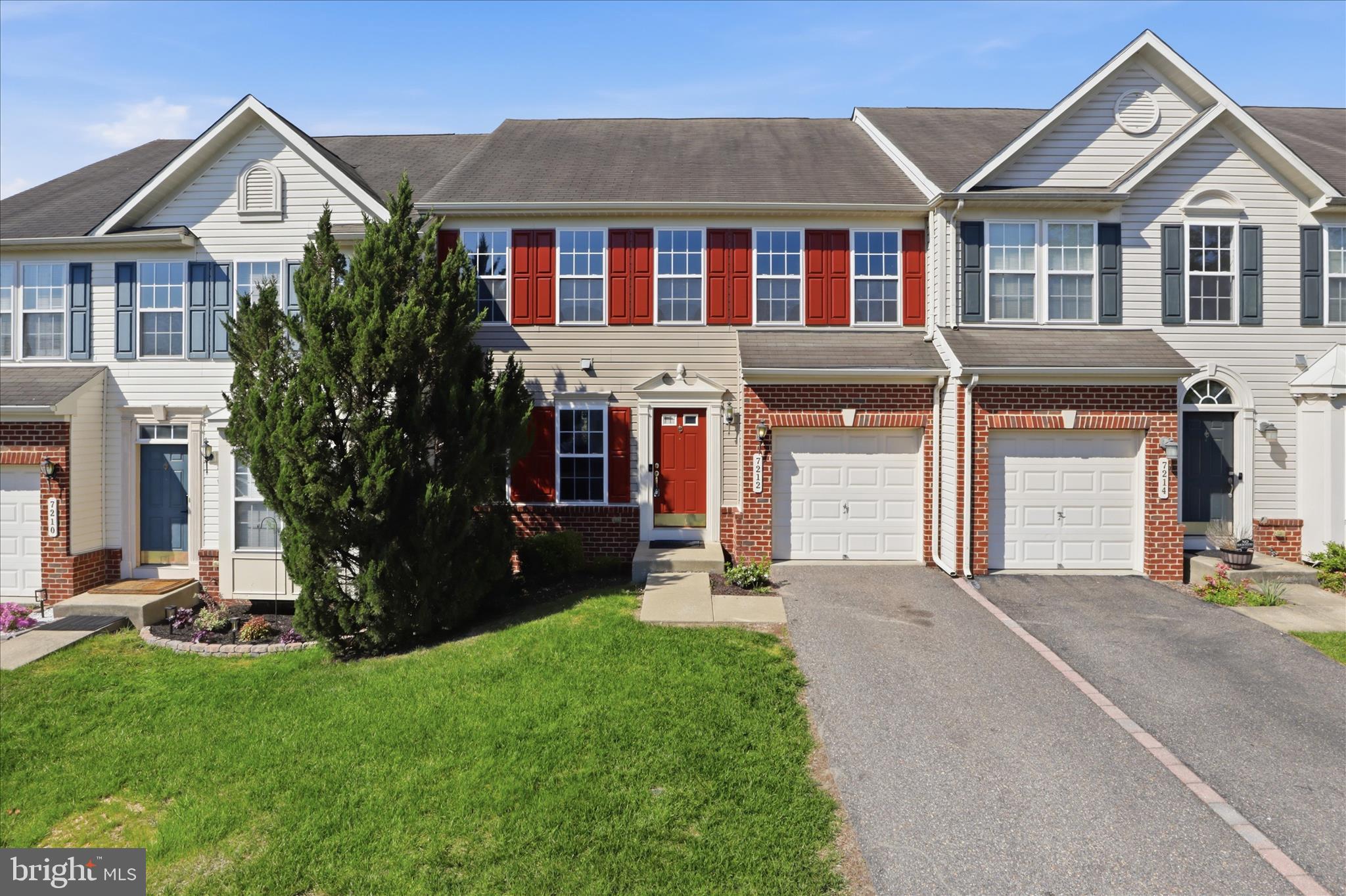 VILLAGES OF DORCHESTER - Residential
