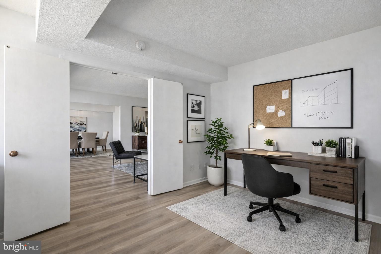 SKYLINE TOWERS - Residential