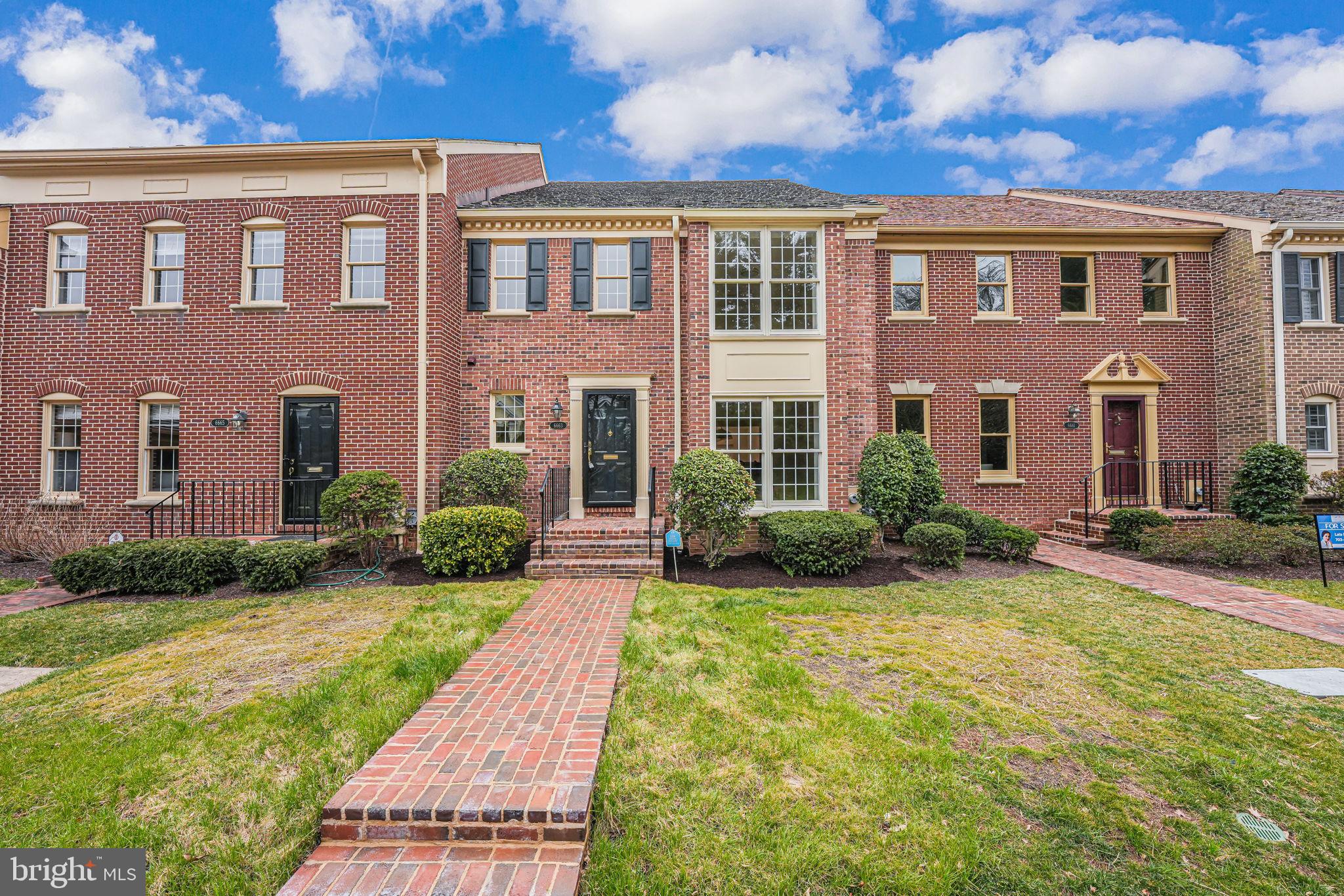 MADISON OF MCLEAN - Residential