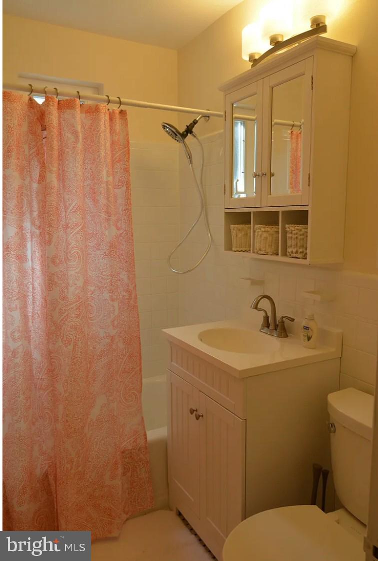 YORKTOWN - Residential Lease