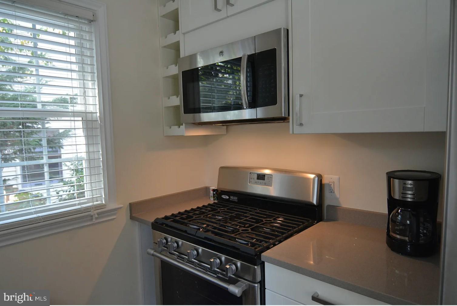 YORKTOWN - Residential Lease