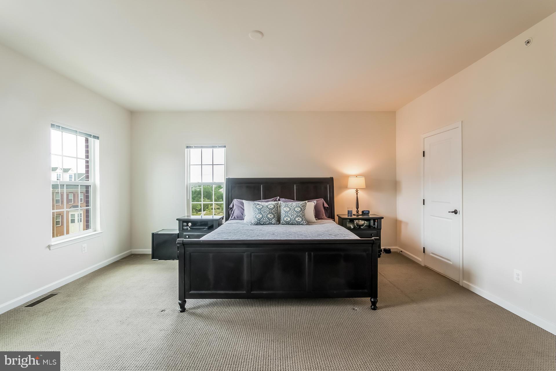 MORLEY CORNER - Residential