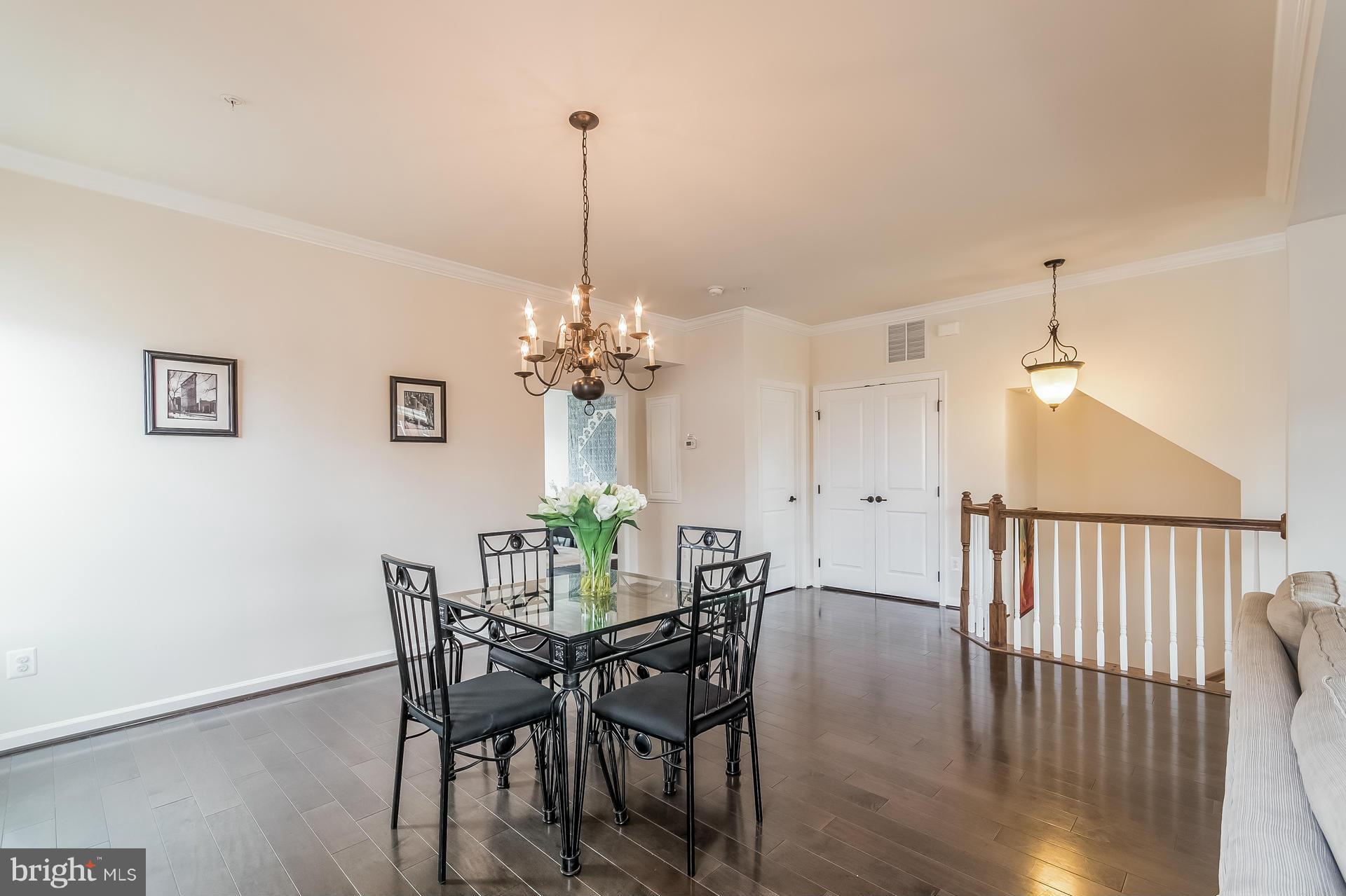 MORLEY CORNER - Residential