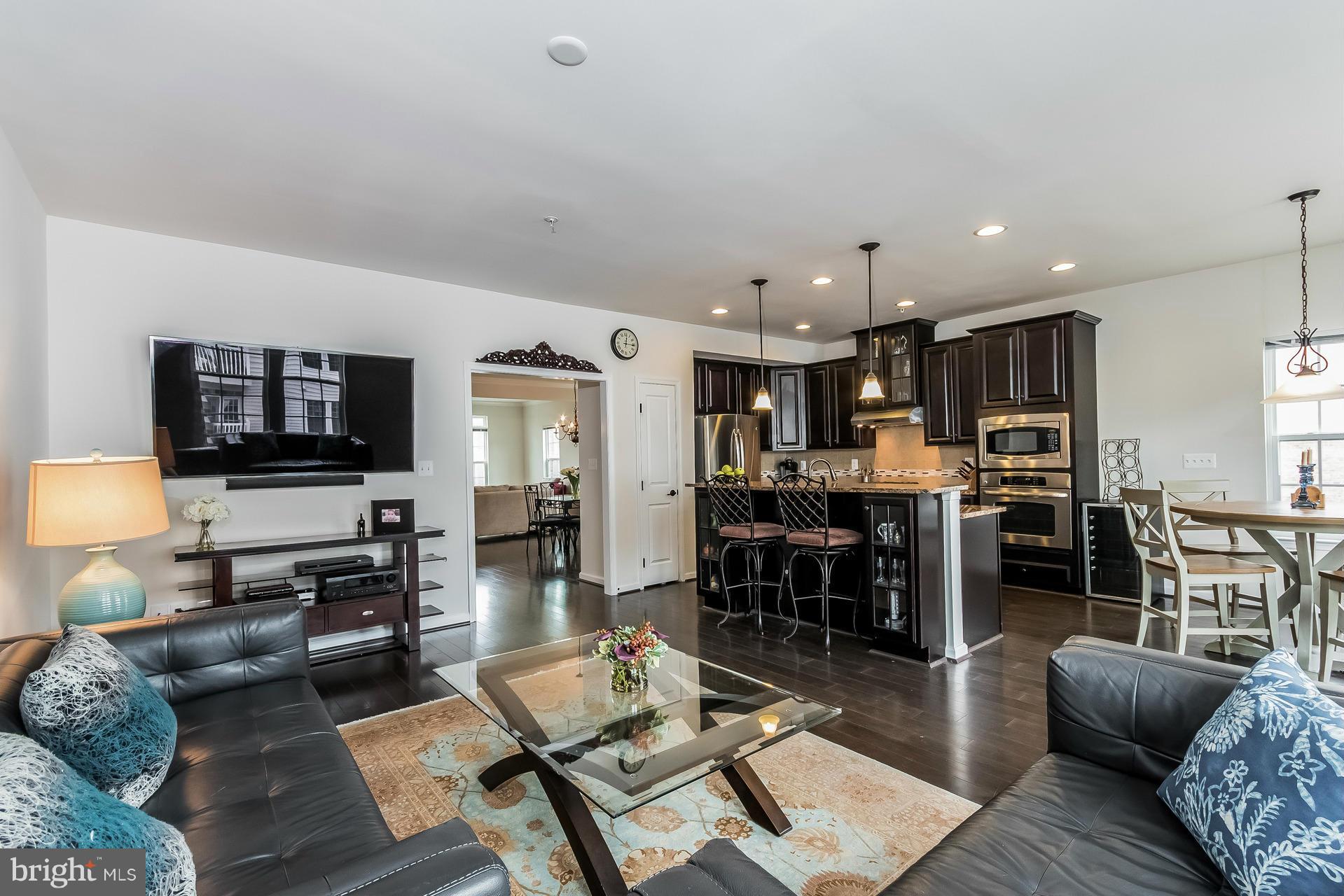 MORLEY CORNER - Residential