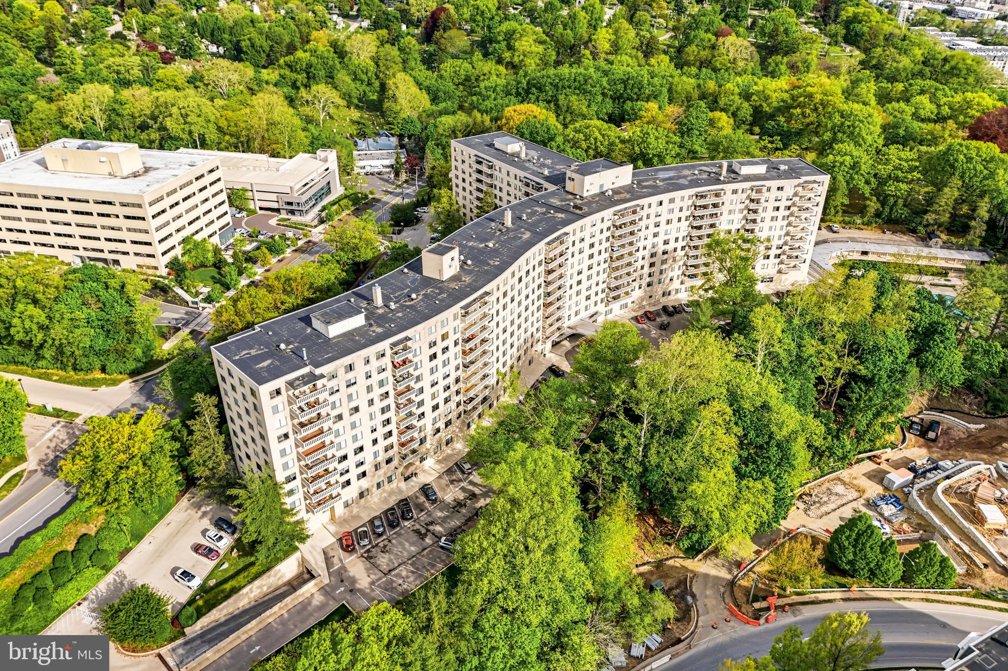 PRESIDENTIAL ESTS - Residential