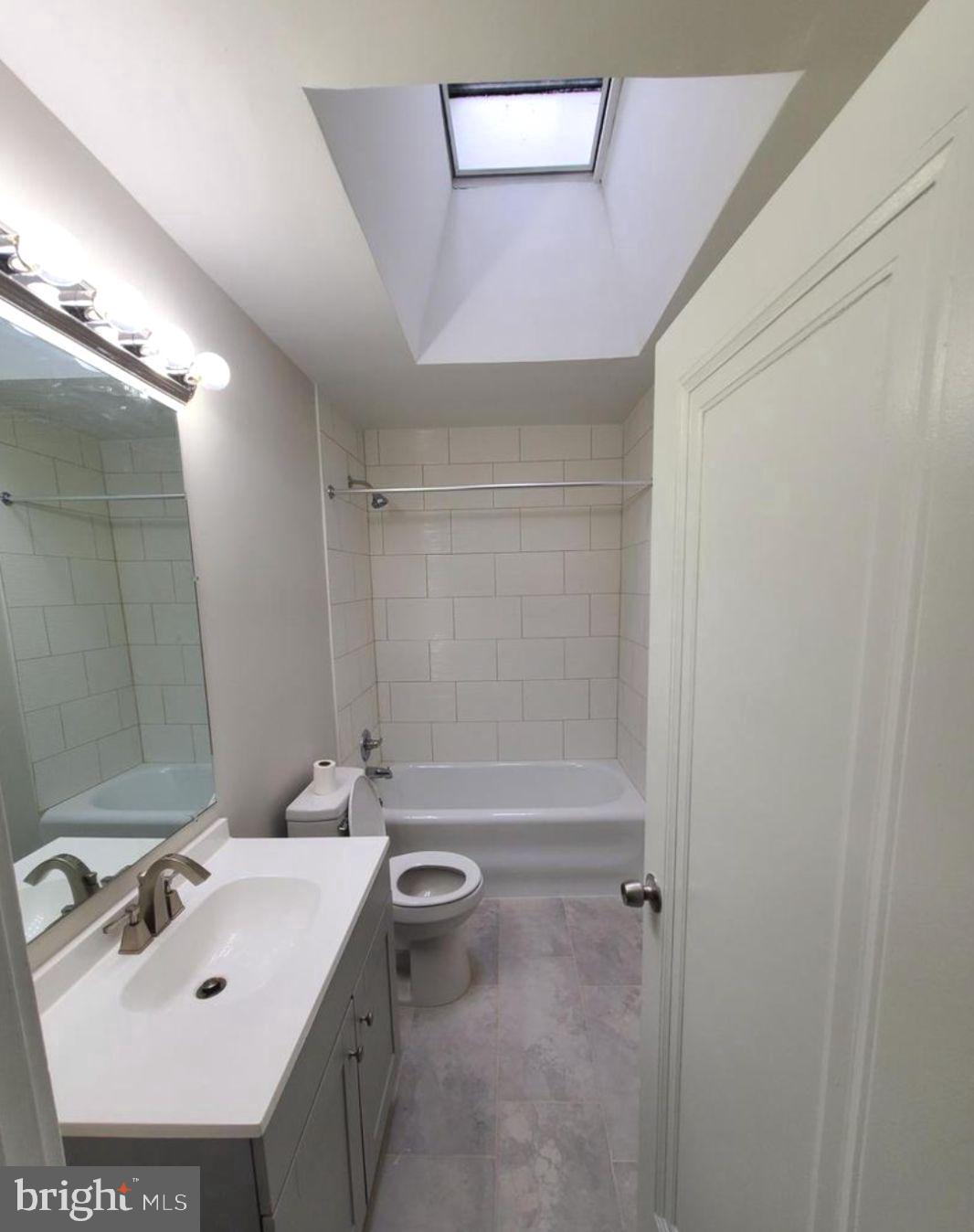 WEST OAK LANE - Residential