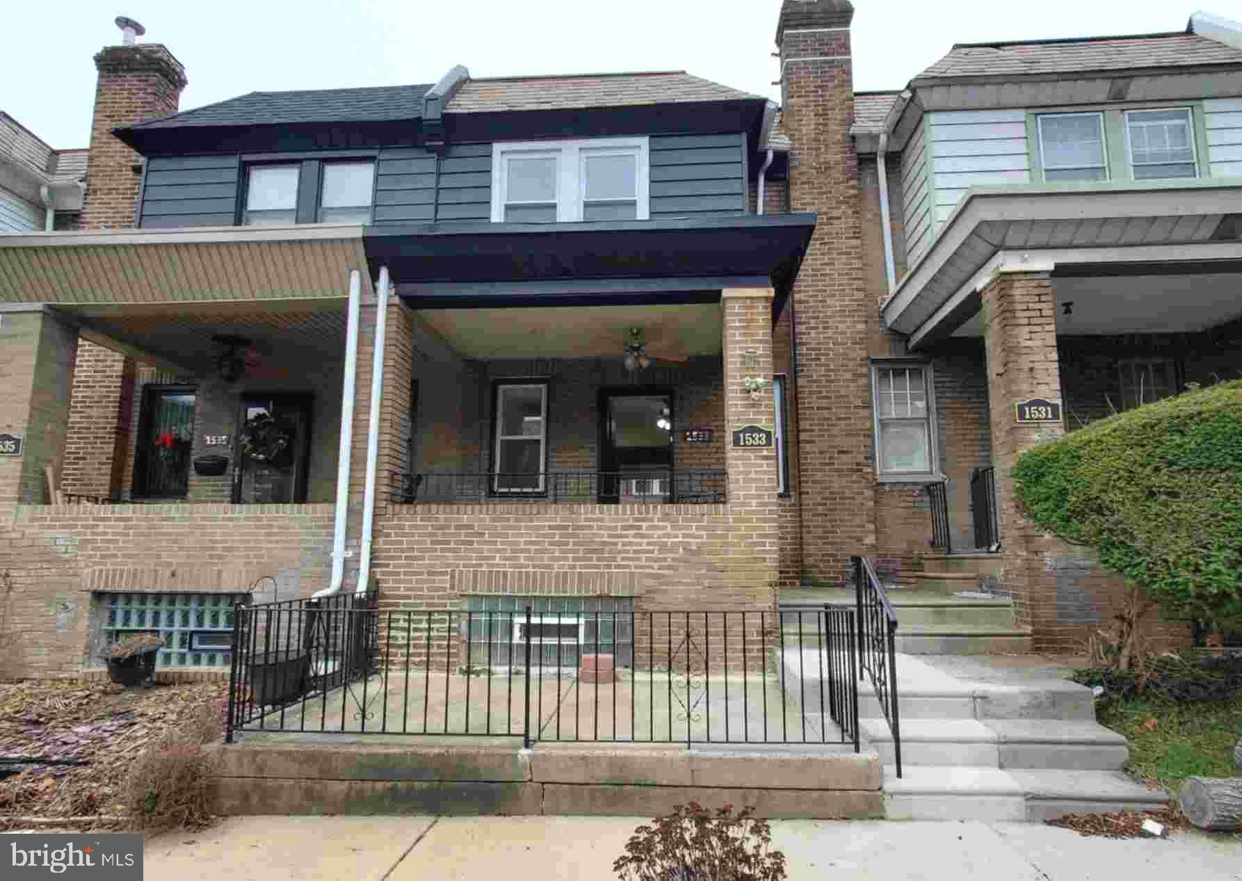 WEST OAK LANE - Residential