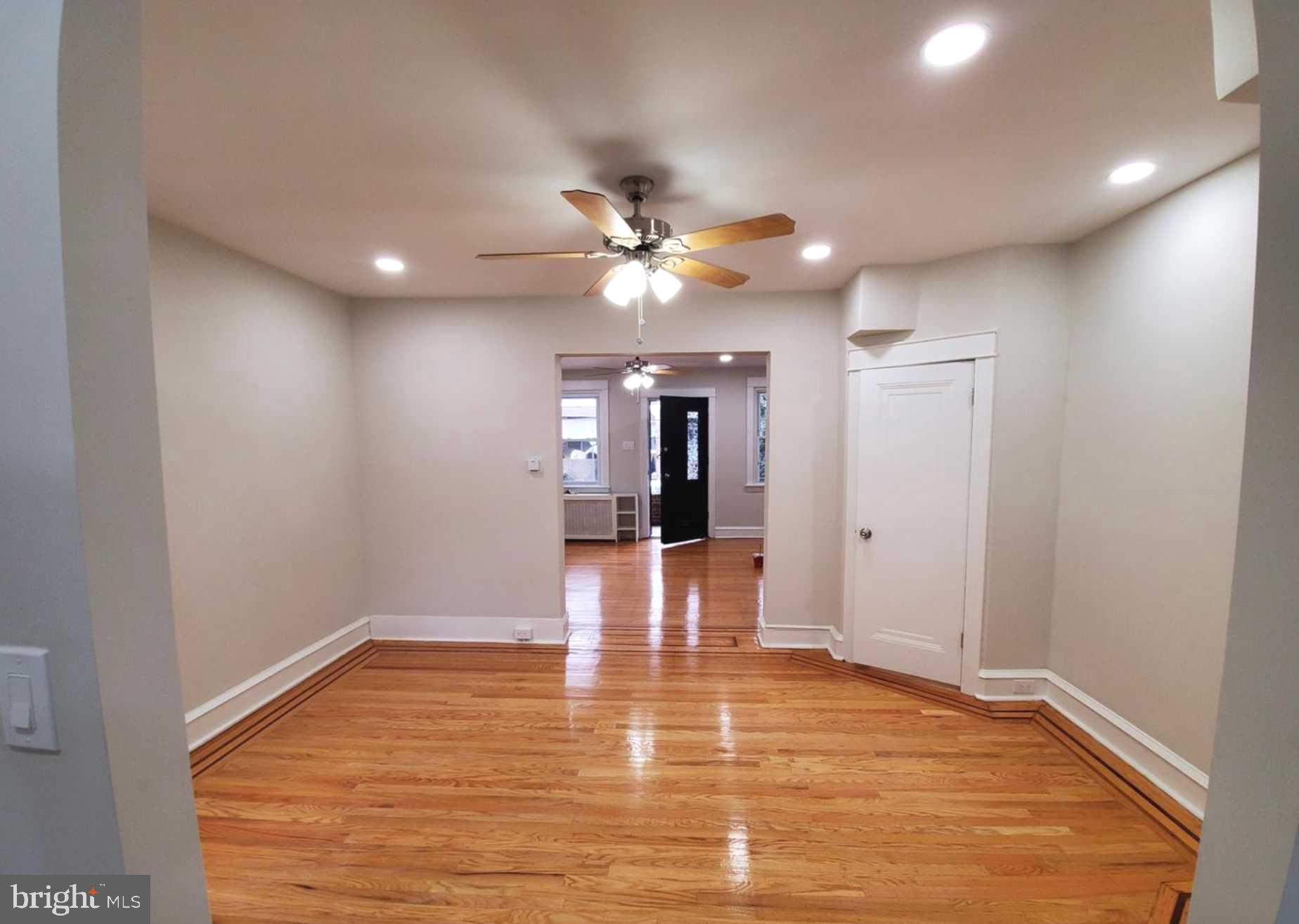 WEST OAK LANE - Residential