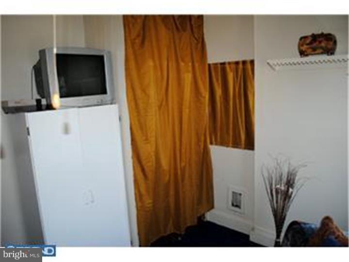KENSINGTON - Residential