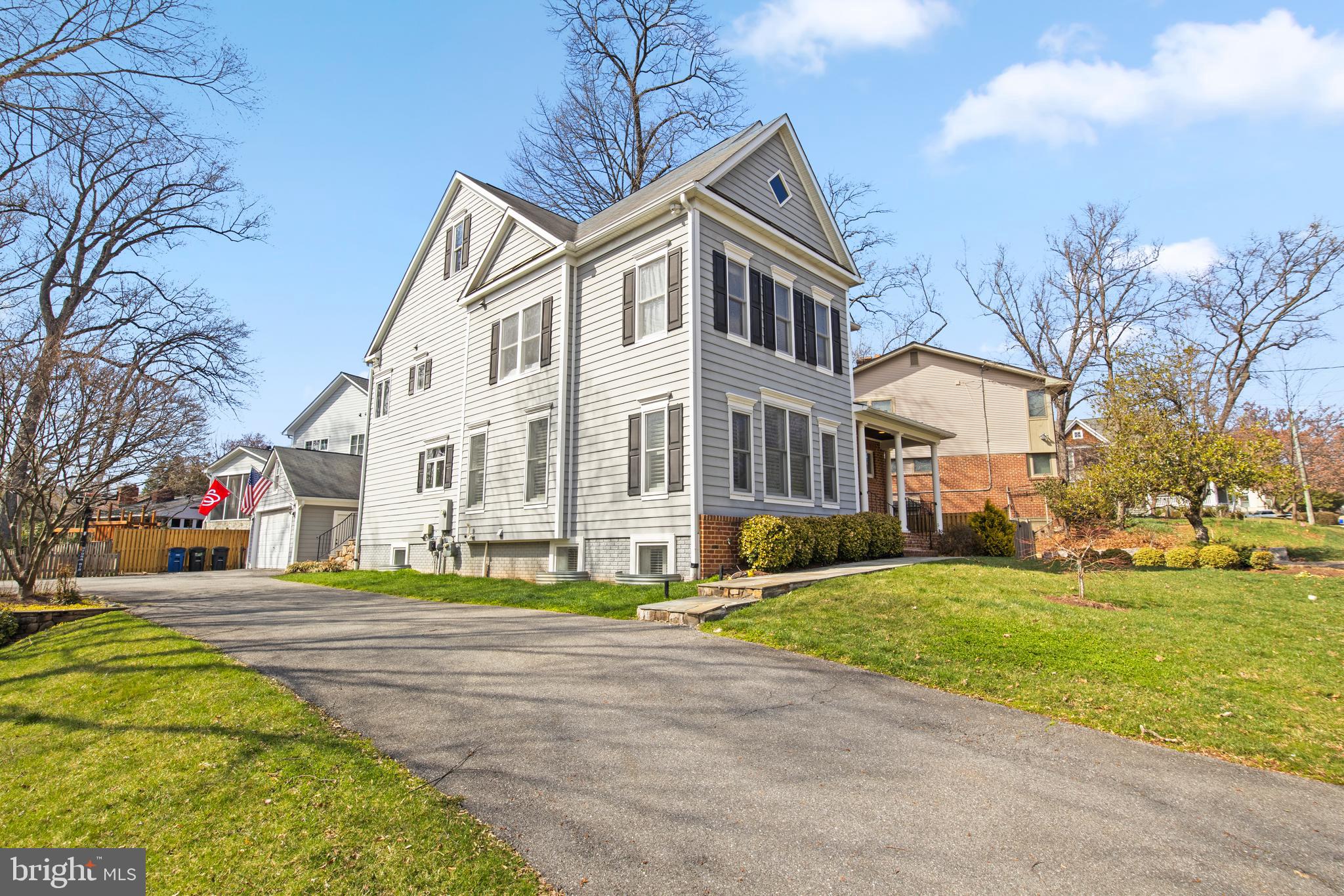 ALTA VISTA TERRACE - Residential