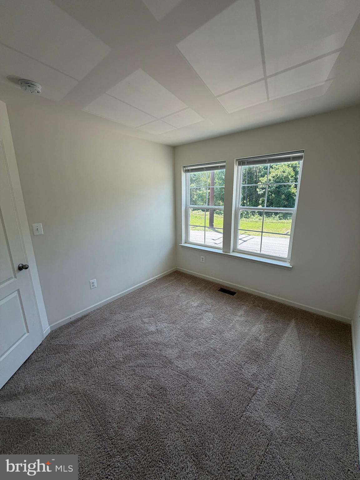 WHISPERING PINES - Residential