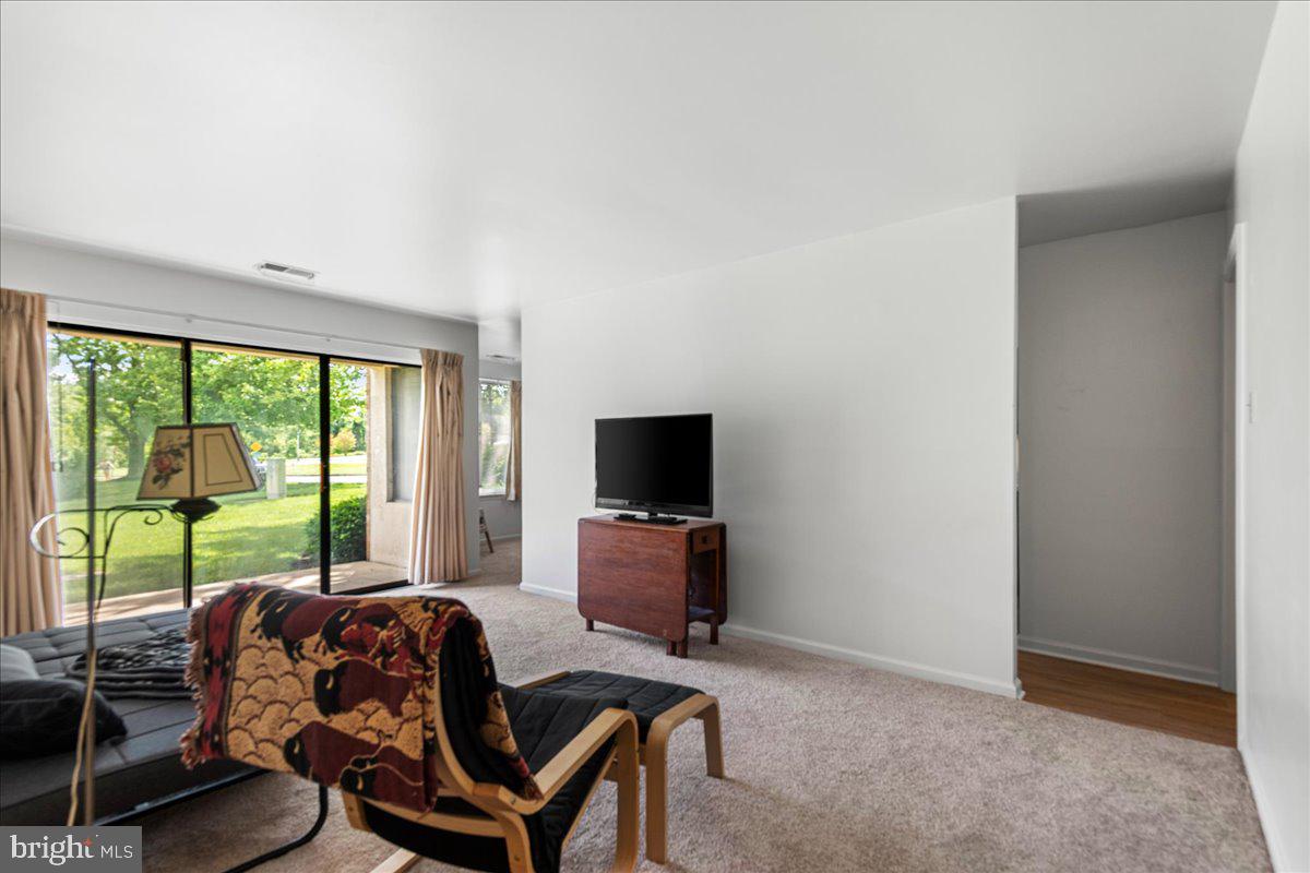 WOODCREST - Residential