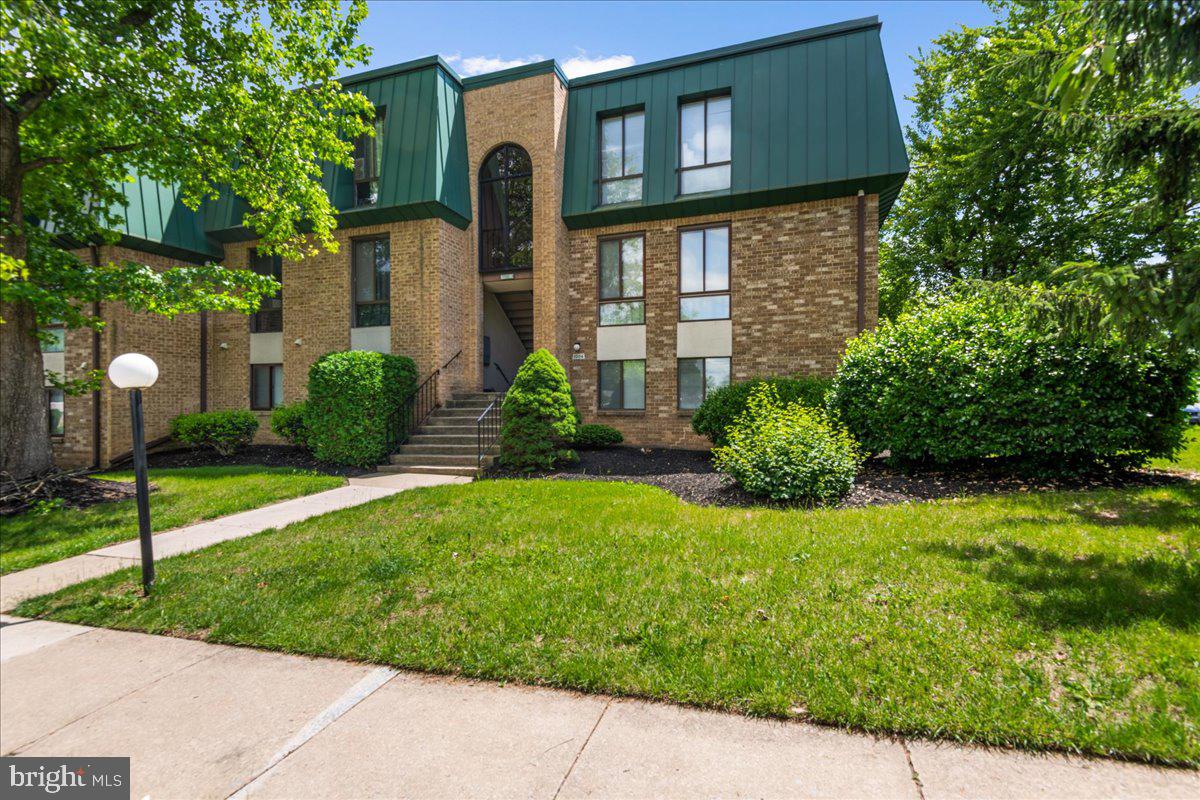 WOODCREST - Residential