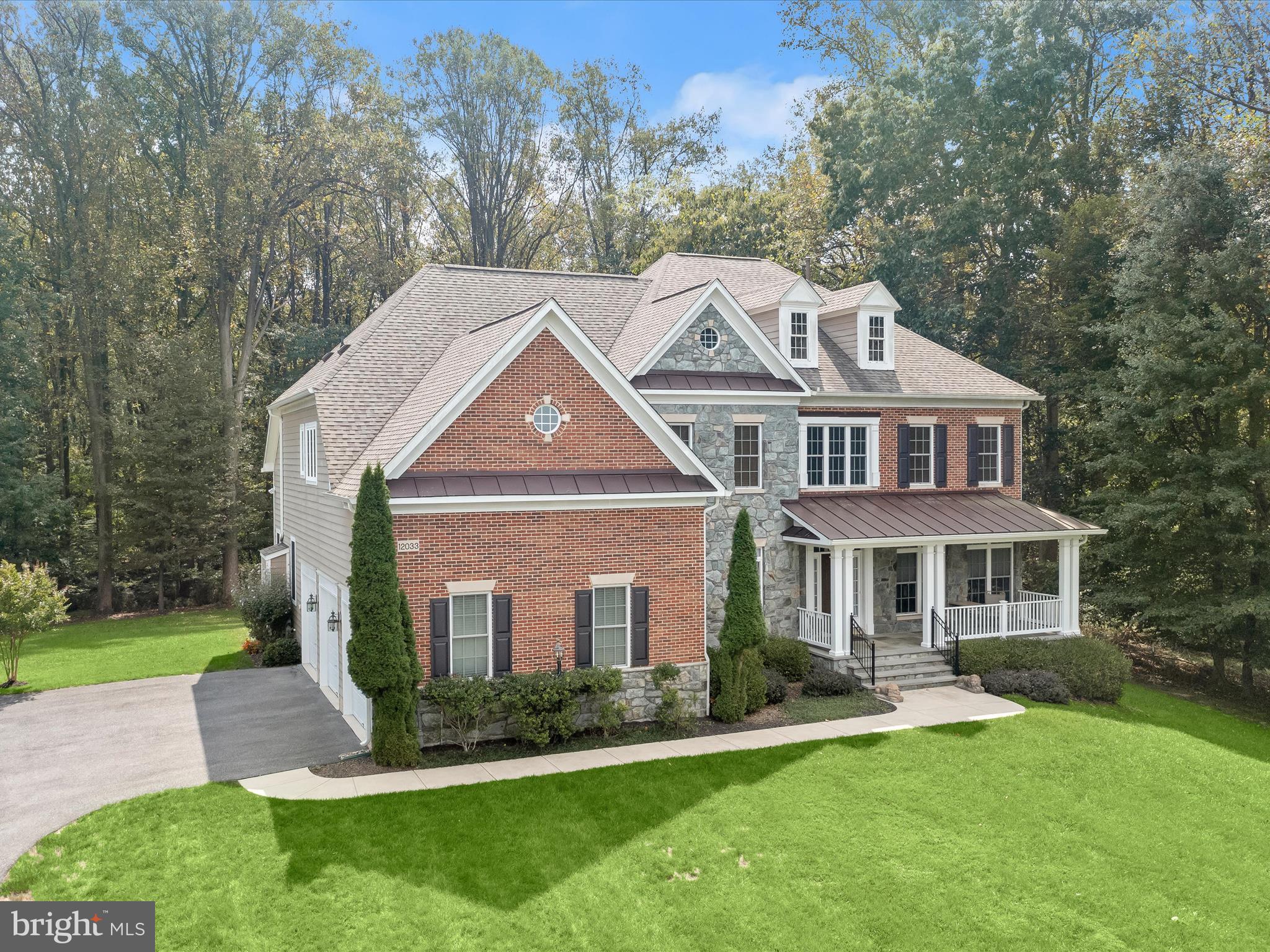 RIVERWOOD - Residential