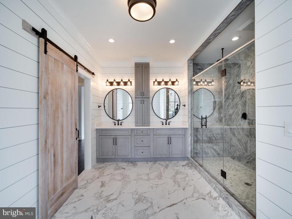 DUNN LORING GARDENS - Residential