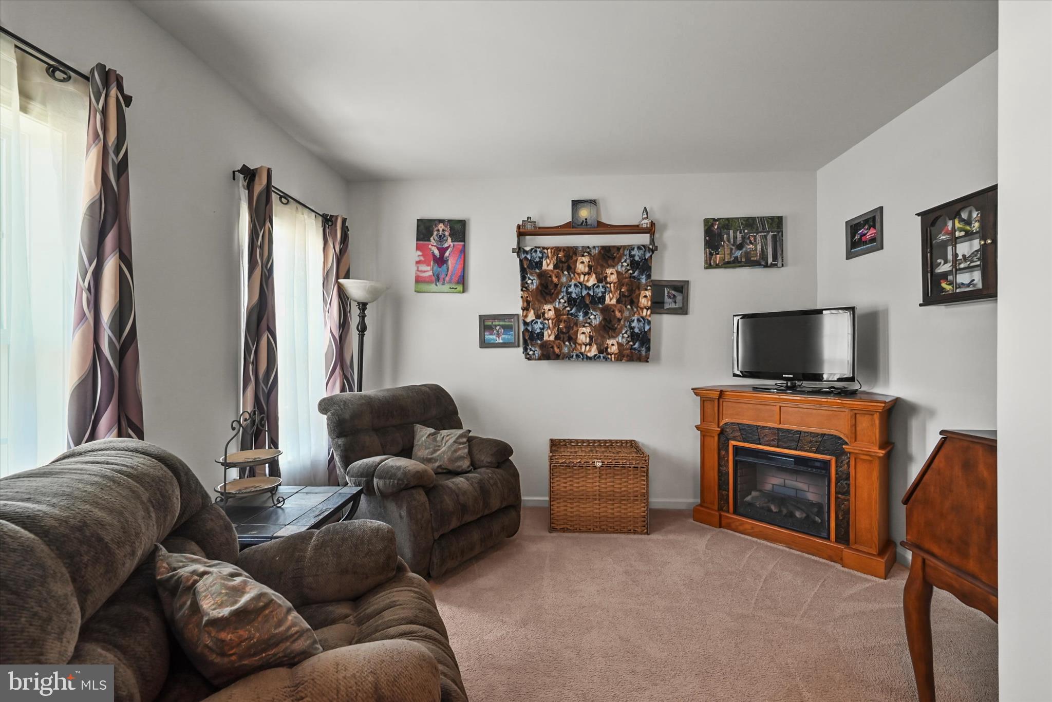 ROLLING MEADOWS AT RENTZEL FARM - Residential