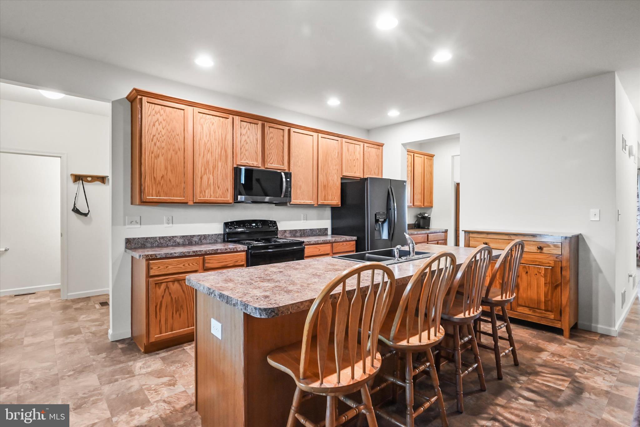ROLLING MEADOWS AT RENTZEL FARM - Residential