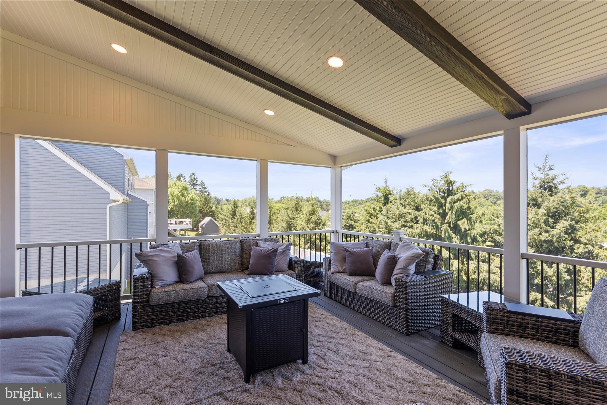 ROLLING MEADOWS AT RENTZEL FARM - Residential