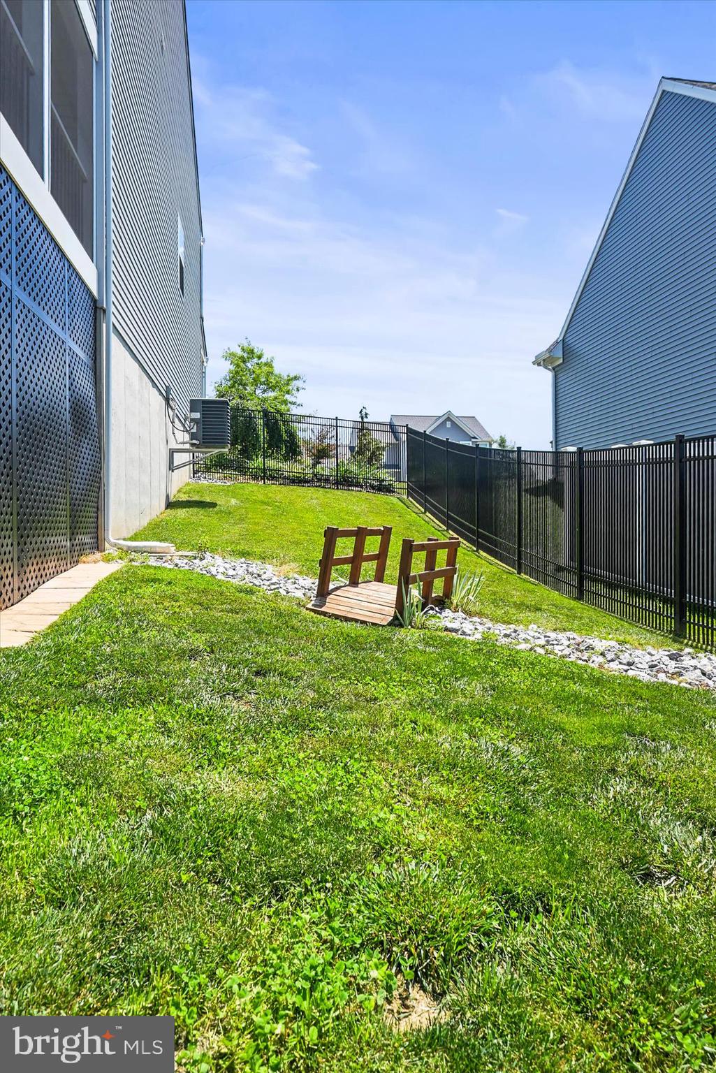ROLLING MEADOWS AT RENTZEL FARM - Residential