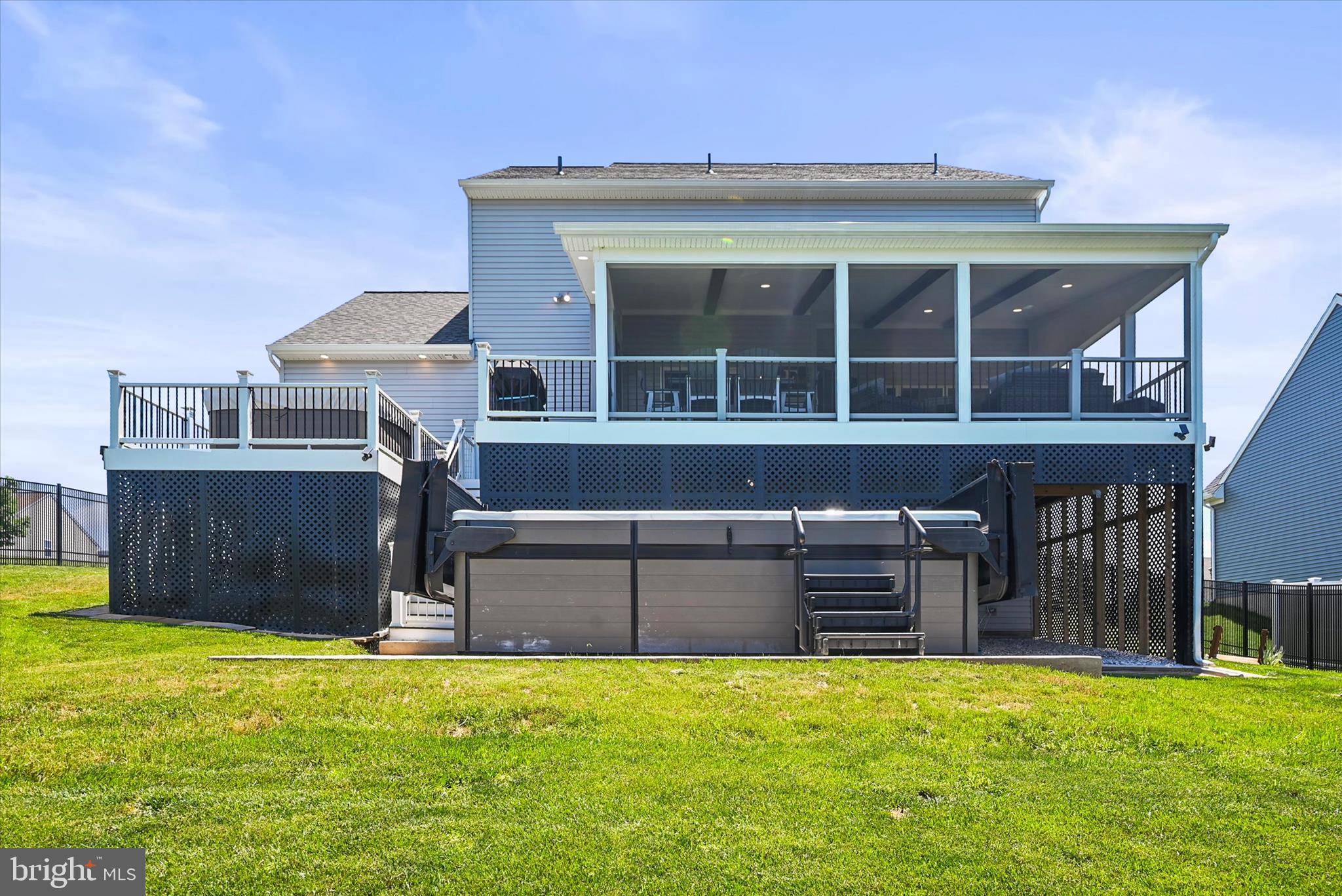 ROLLING MEADOWS AT RENTZEL FARM - Residential