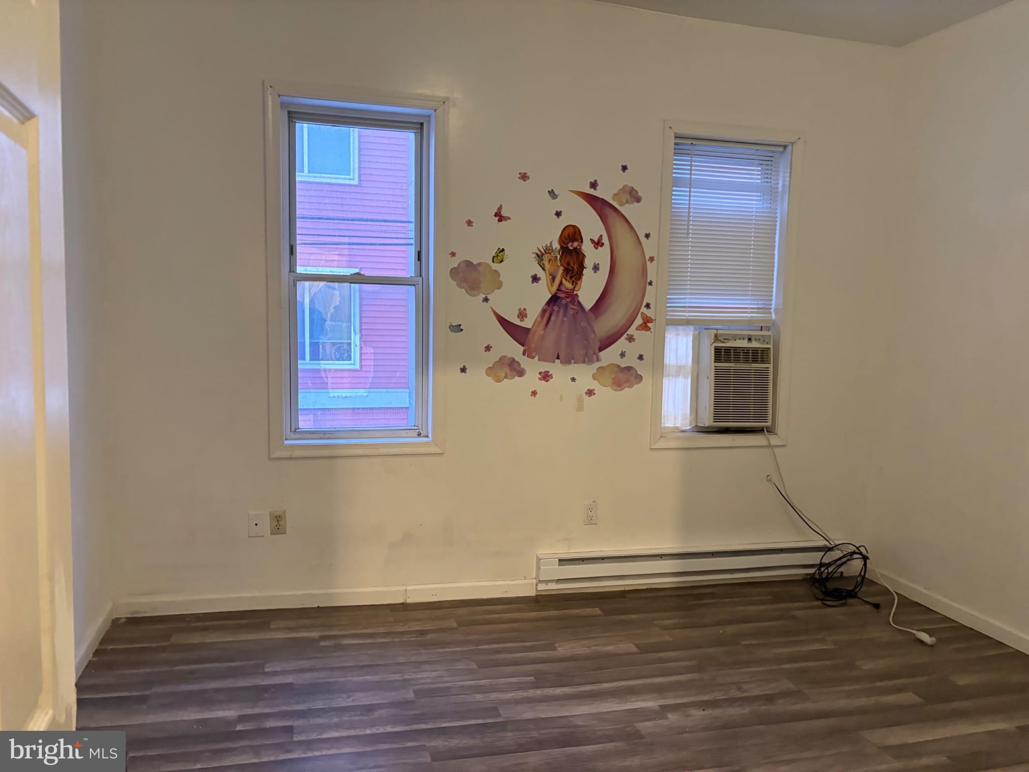 WHITMAN - Residential
