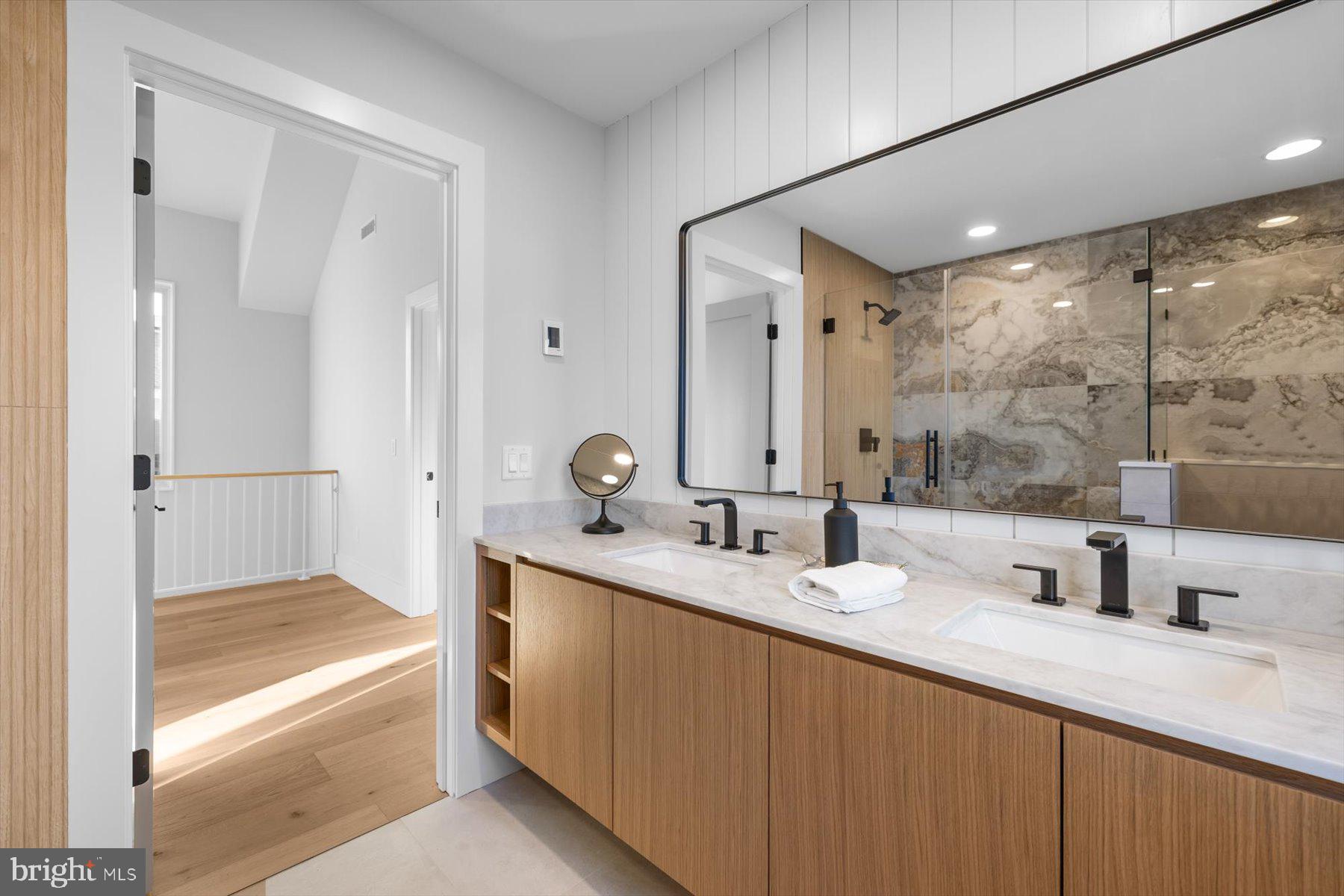 YORK BEACH - Residential