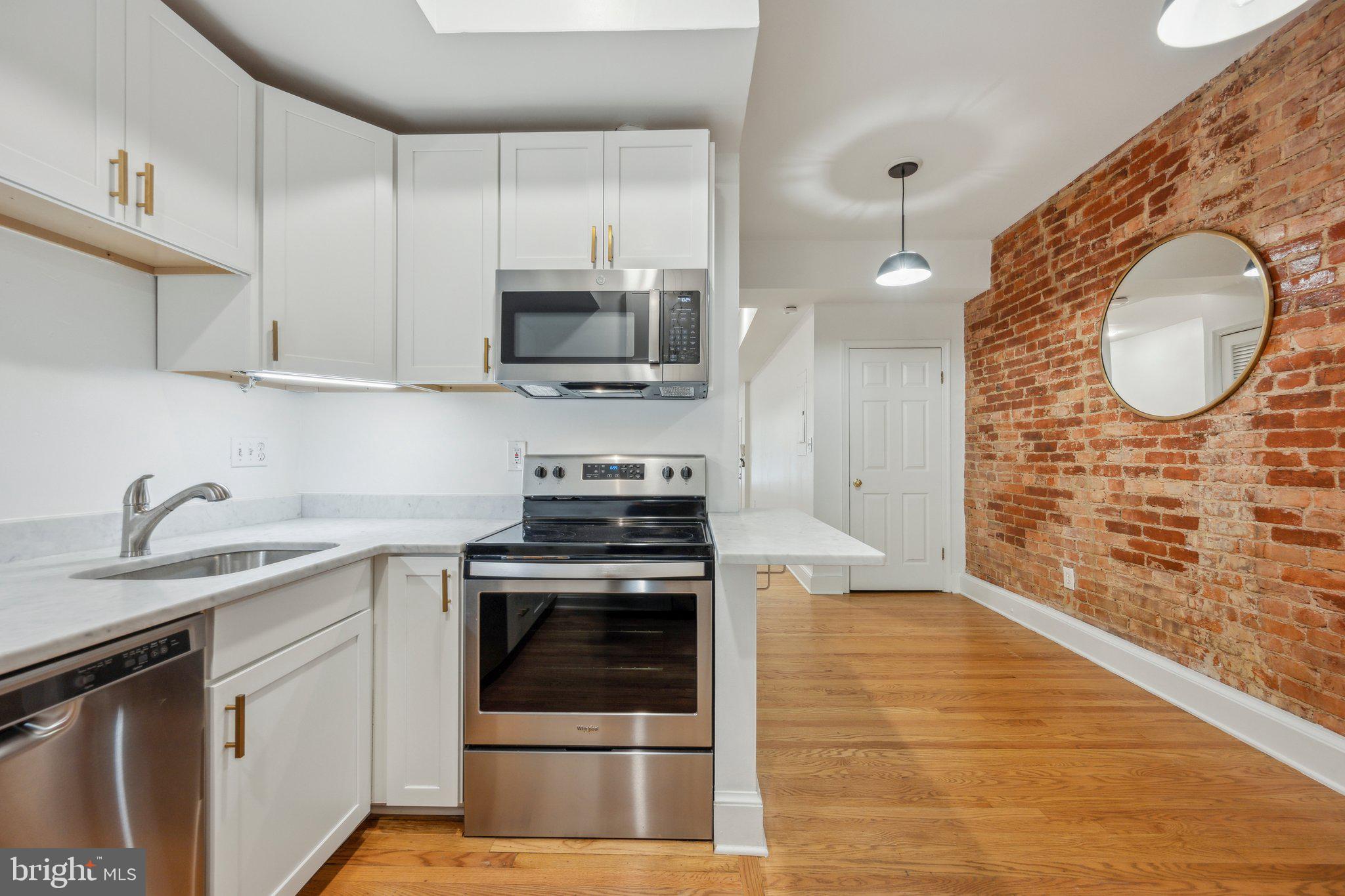 ADAMS MORGAN - Residential Lease