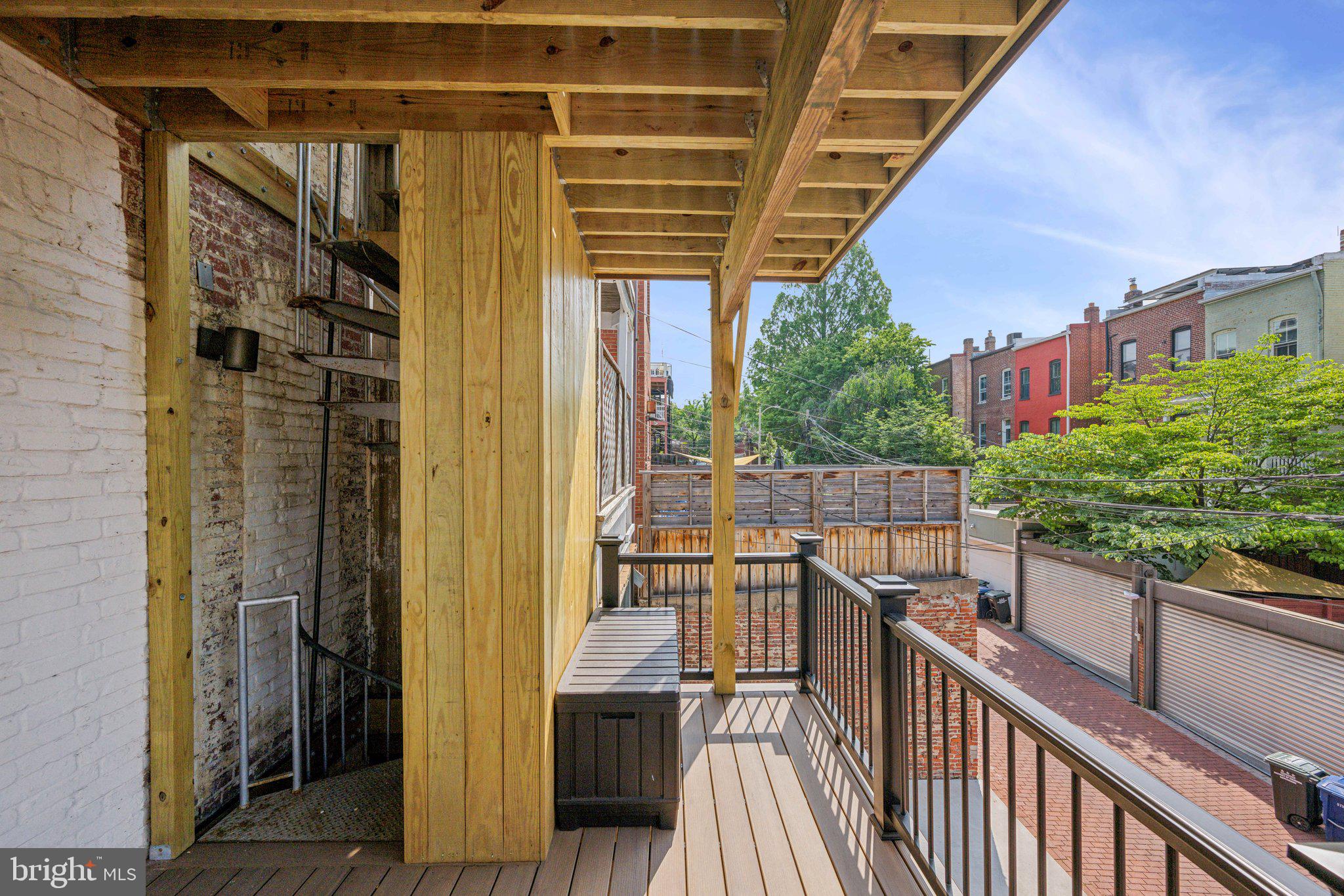 ADAMS MORGAN - Residential Lease