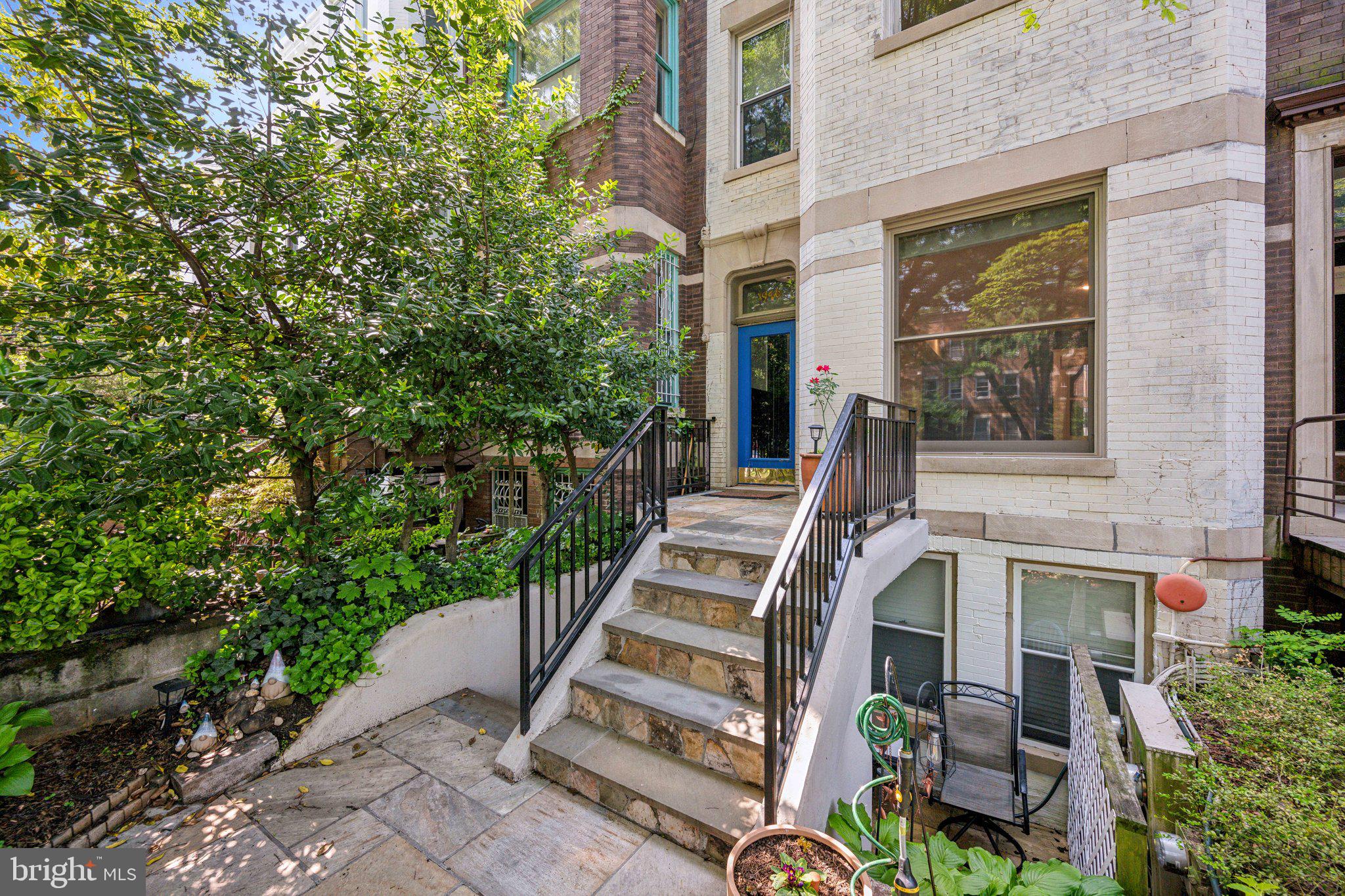 ADAMS MORGAN - Residential Lease