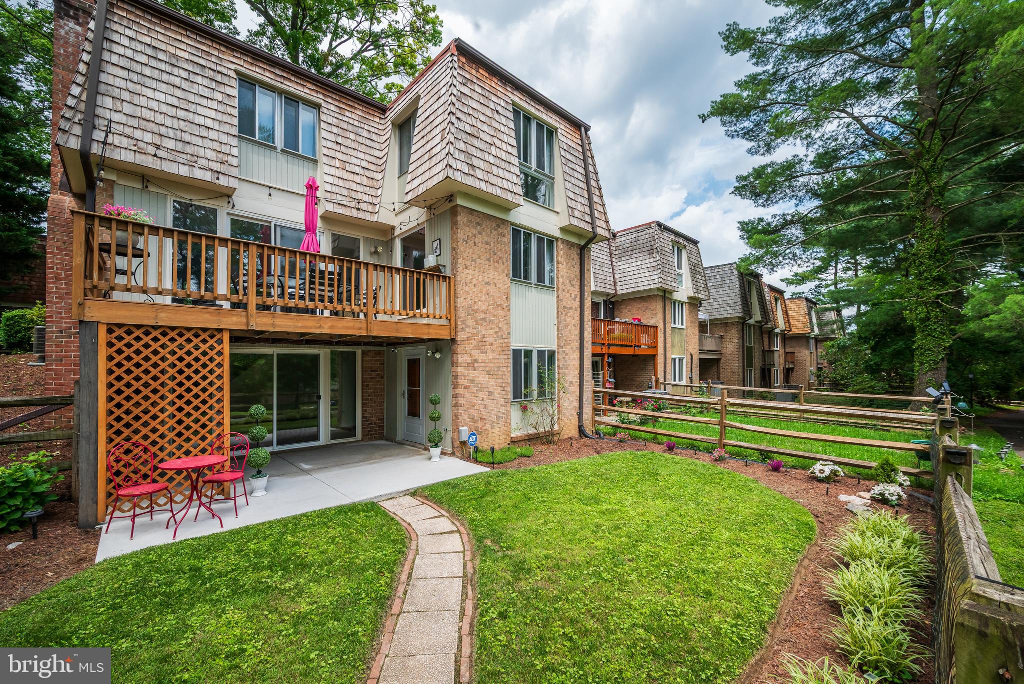 STEDWICK TOWNHOUSES - Residential