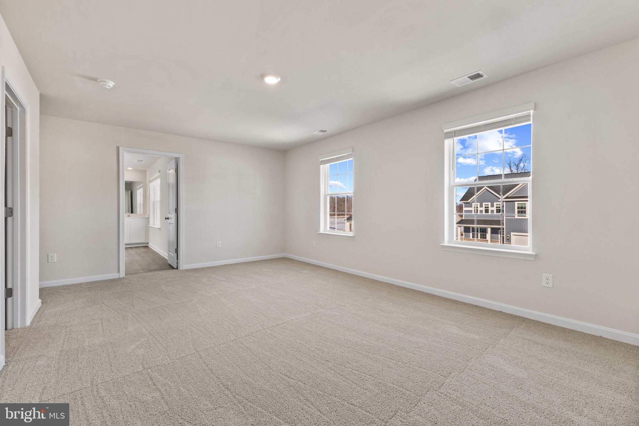 SUMMERVALE - Residential