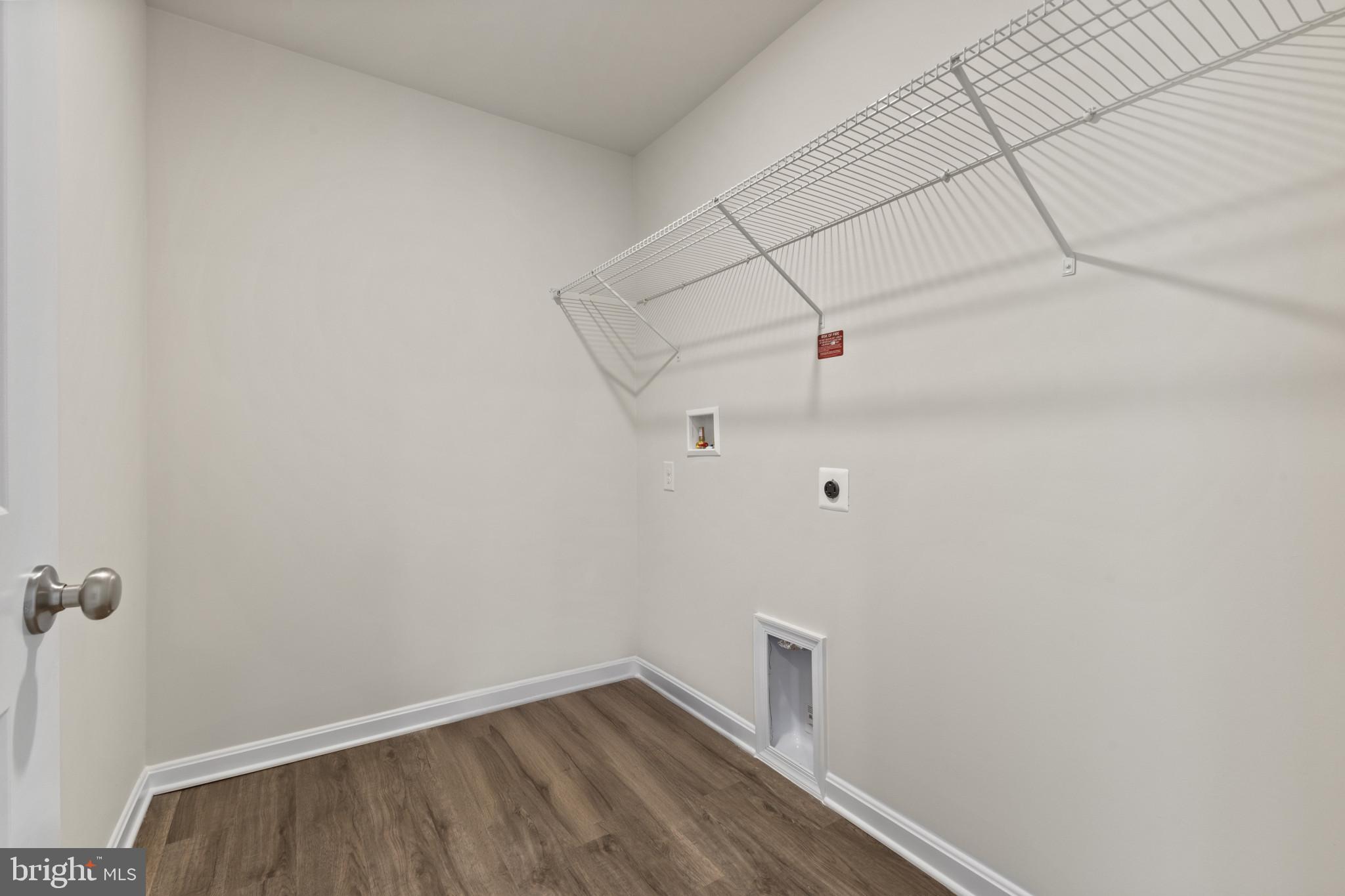 SUMMERVALE - Residential