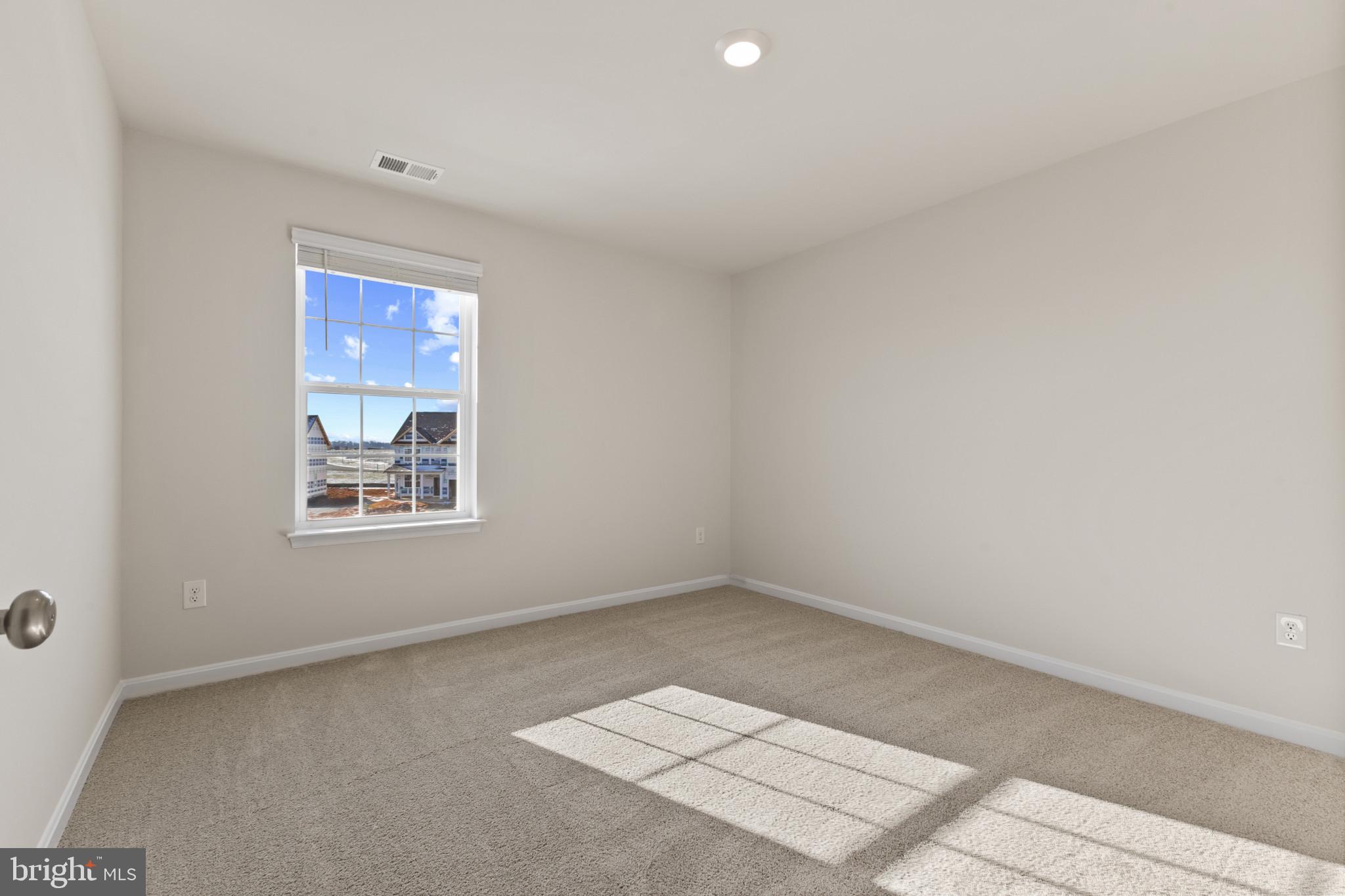 SUMMERVALE - Residential