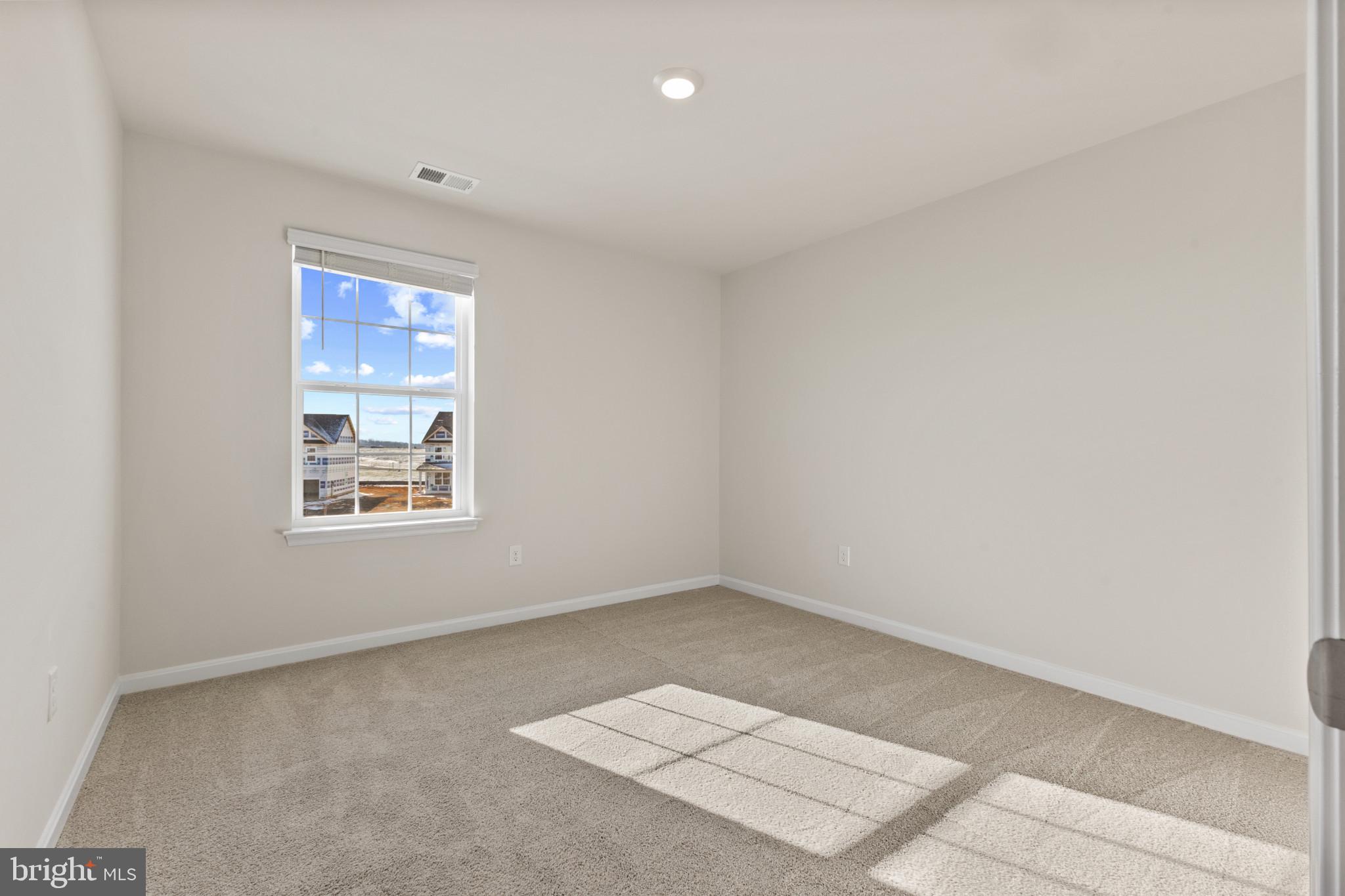 SUMMERVALE - Residential