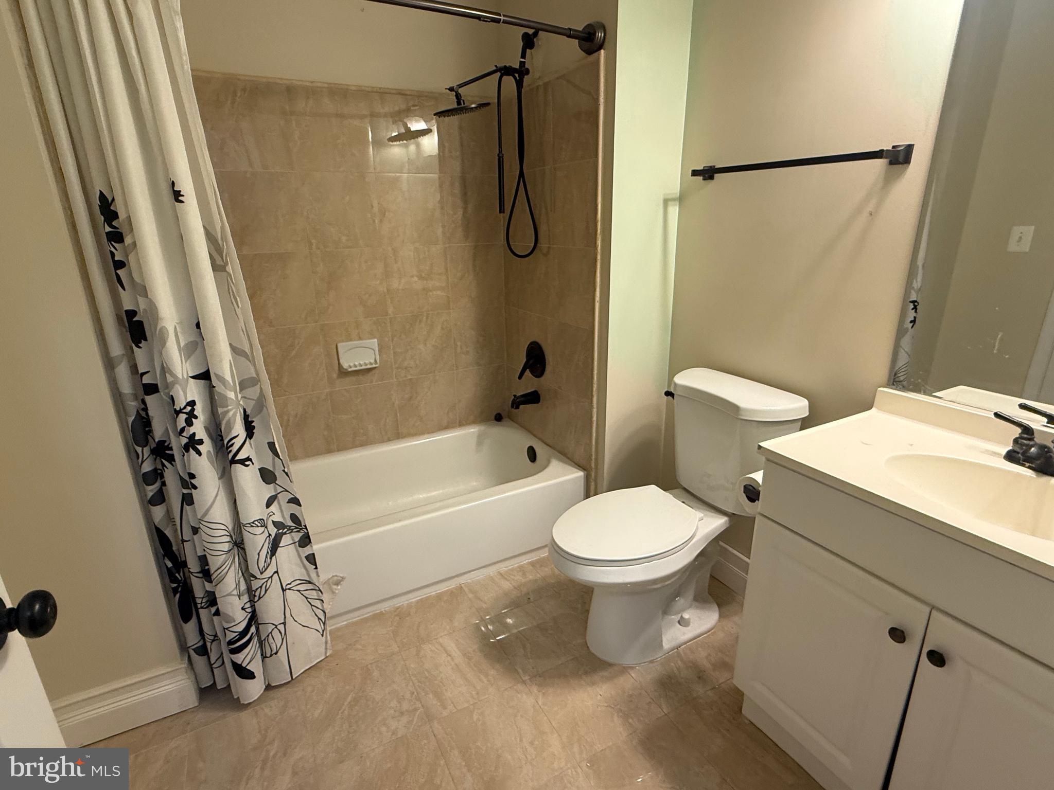 GRAHAM PARK SHORES - Residential