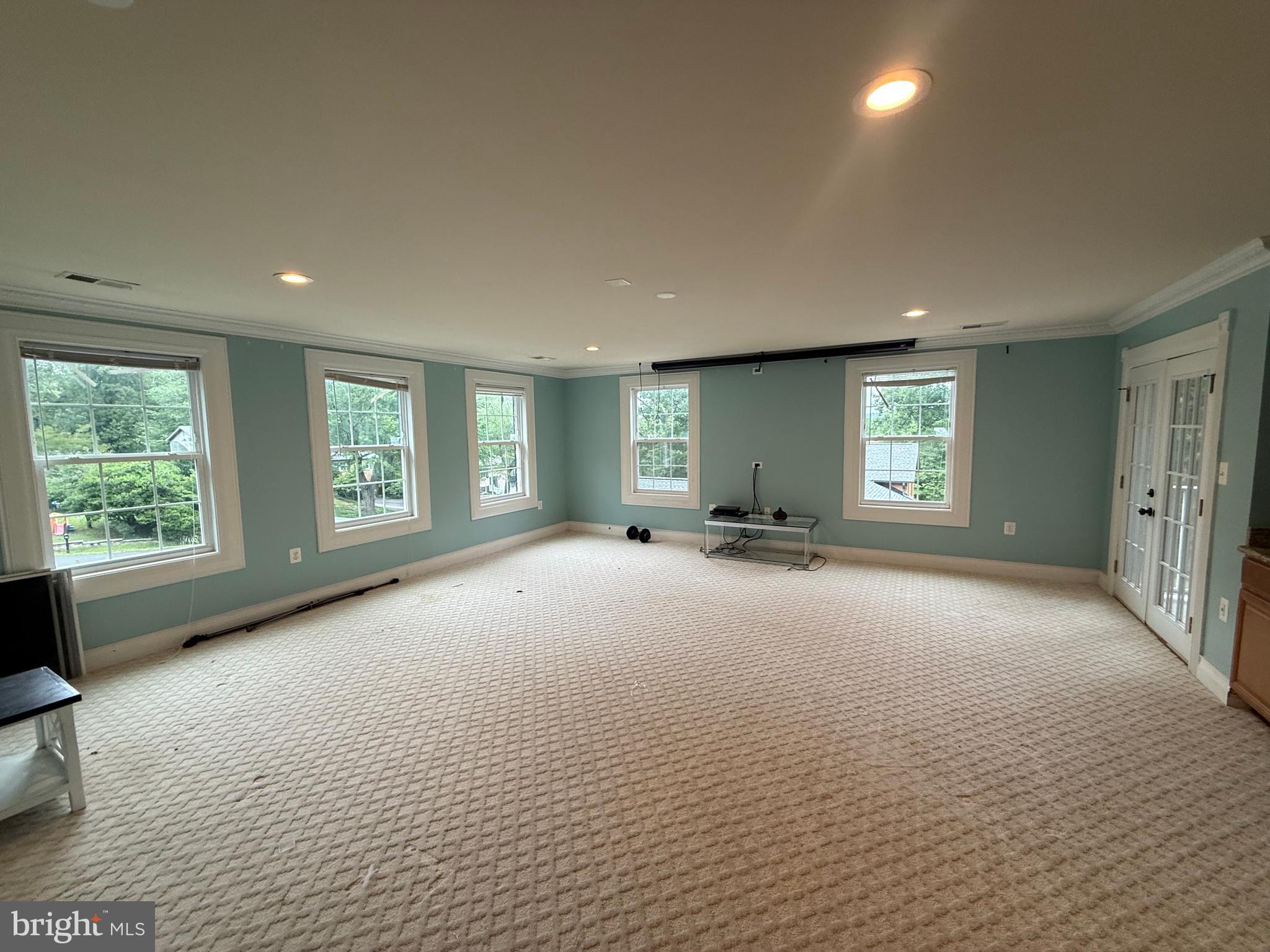 GRAHAM PARK SHORES - Residential