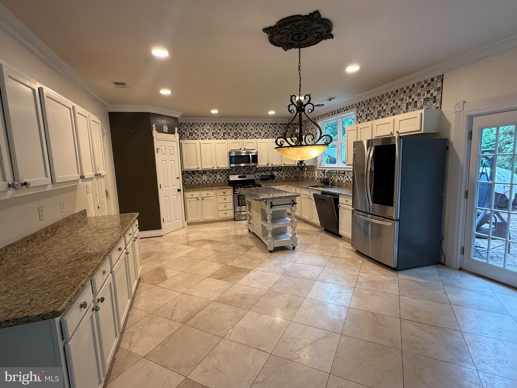 GRAHAM PARK SHORES - Residential