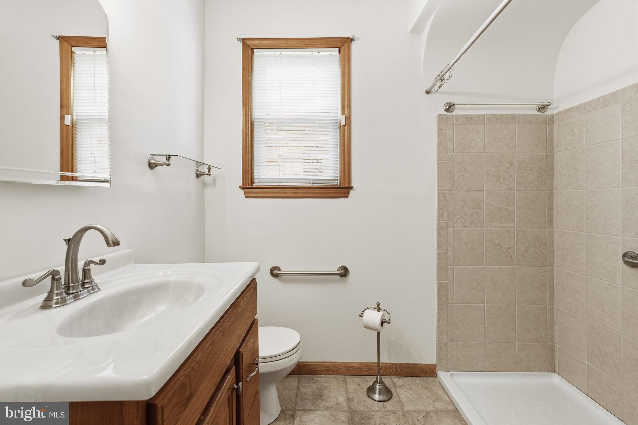 ROSEDALE - Residential