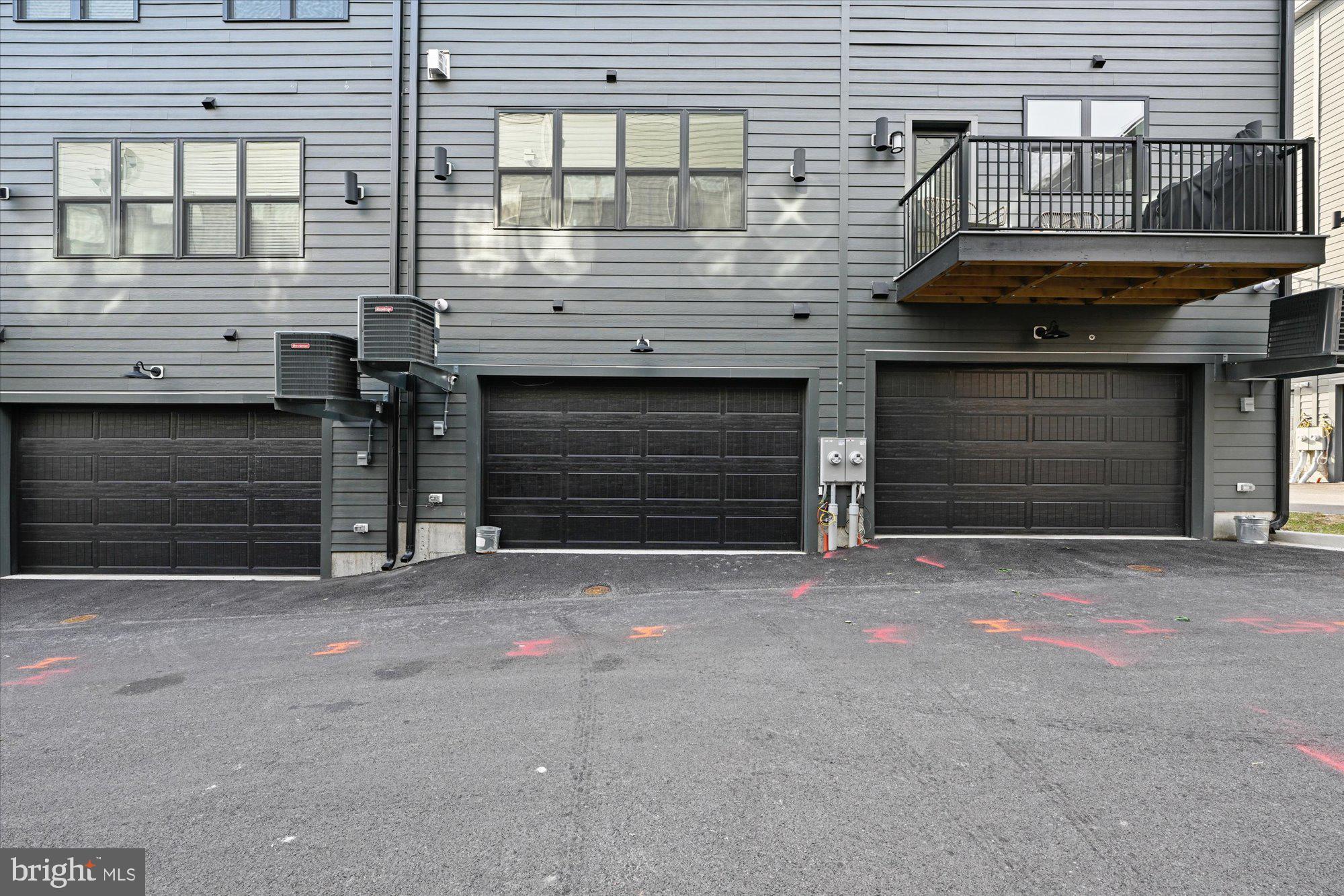 BREWERS HILL - Residential
