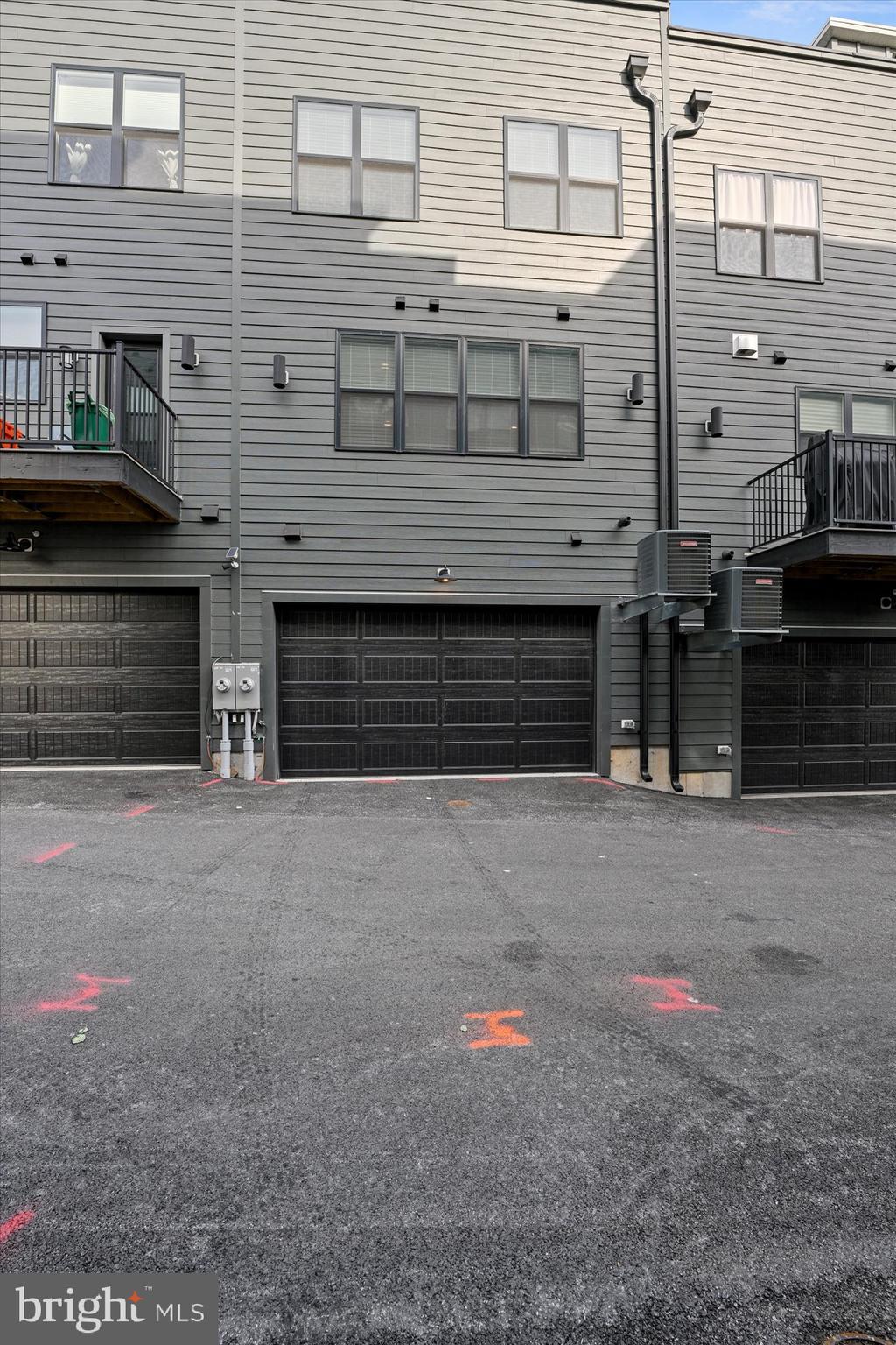 BREWERS HILL - Residential
